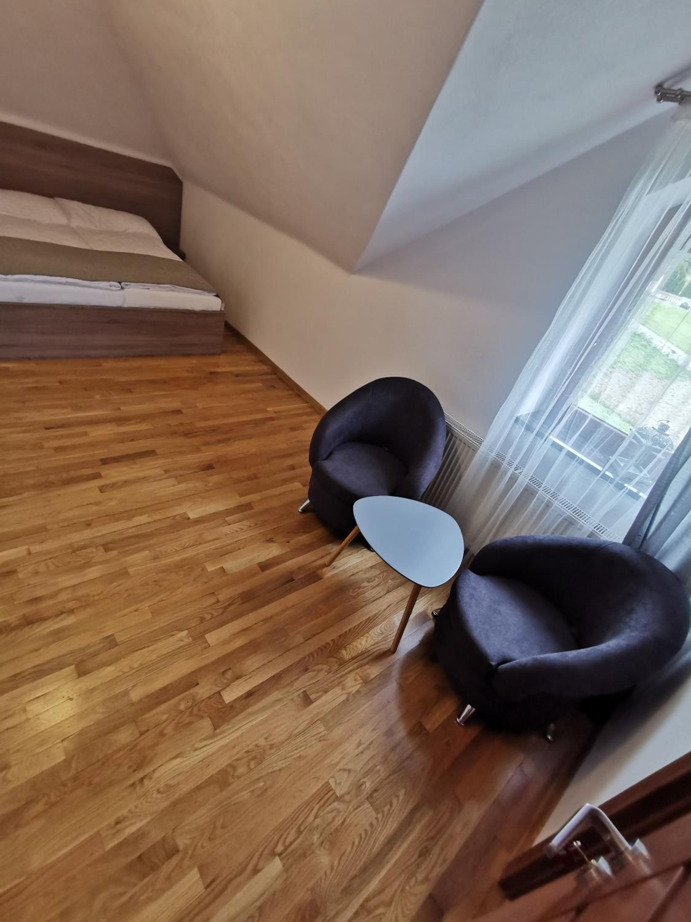 Two-Bedroom Apartment - Photo 2