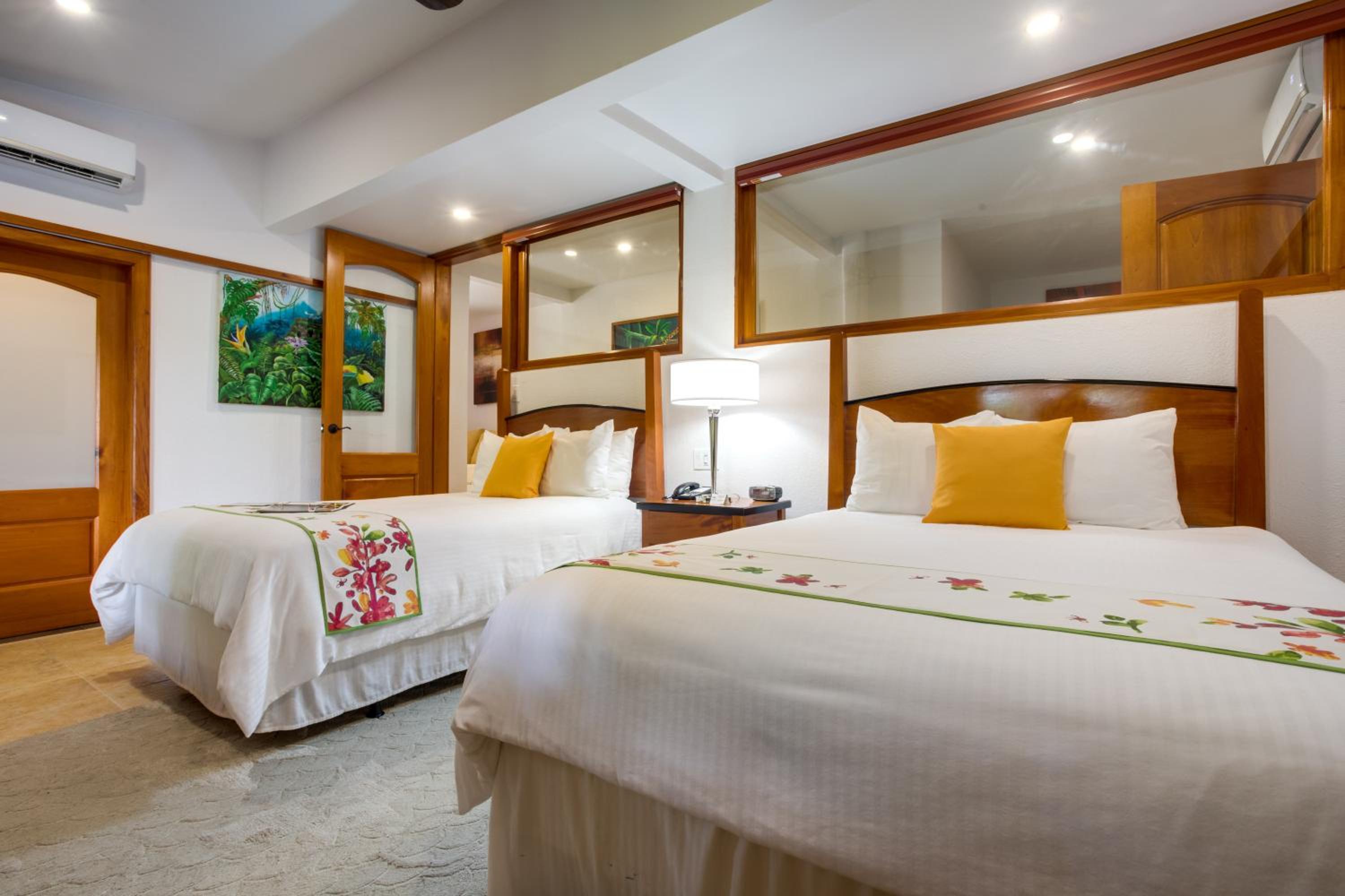 Jungle View Suite