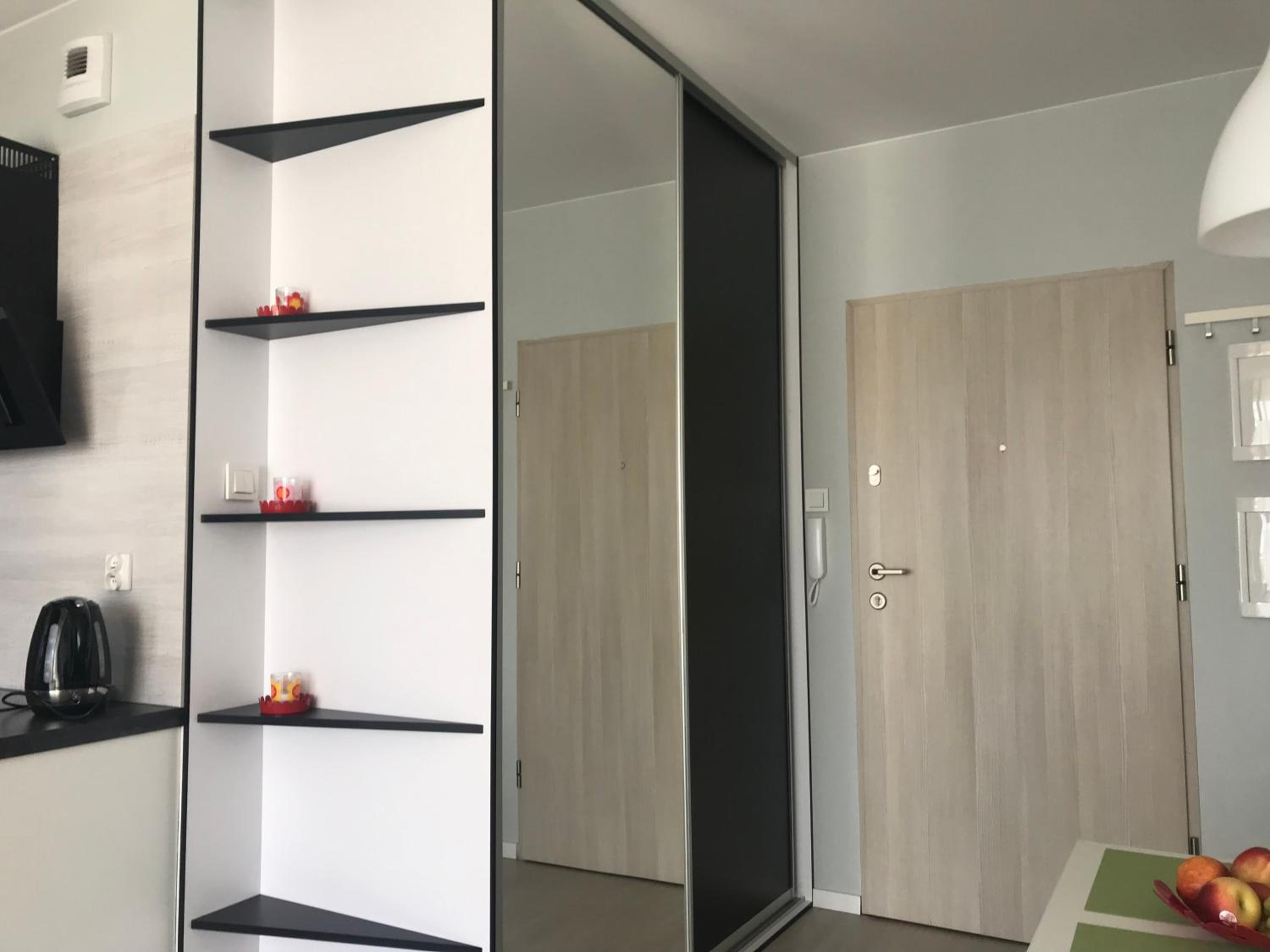 One-Bedroom Apartment - Photo 19