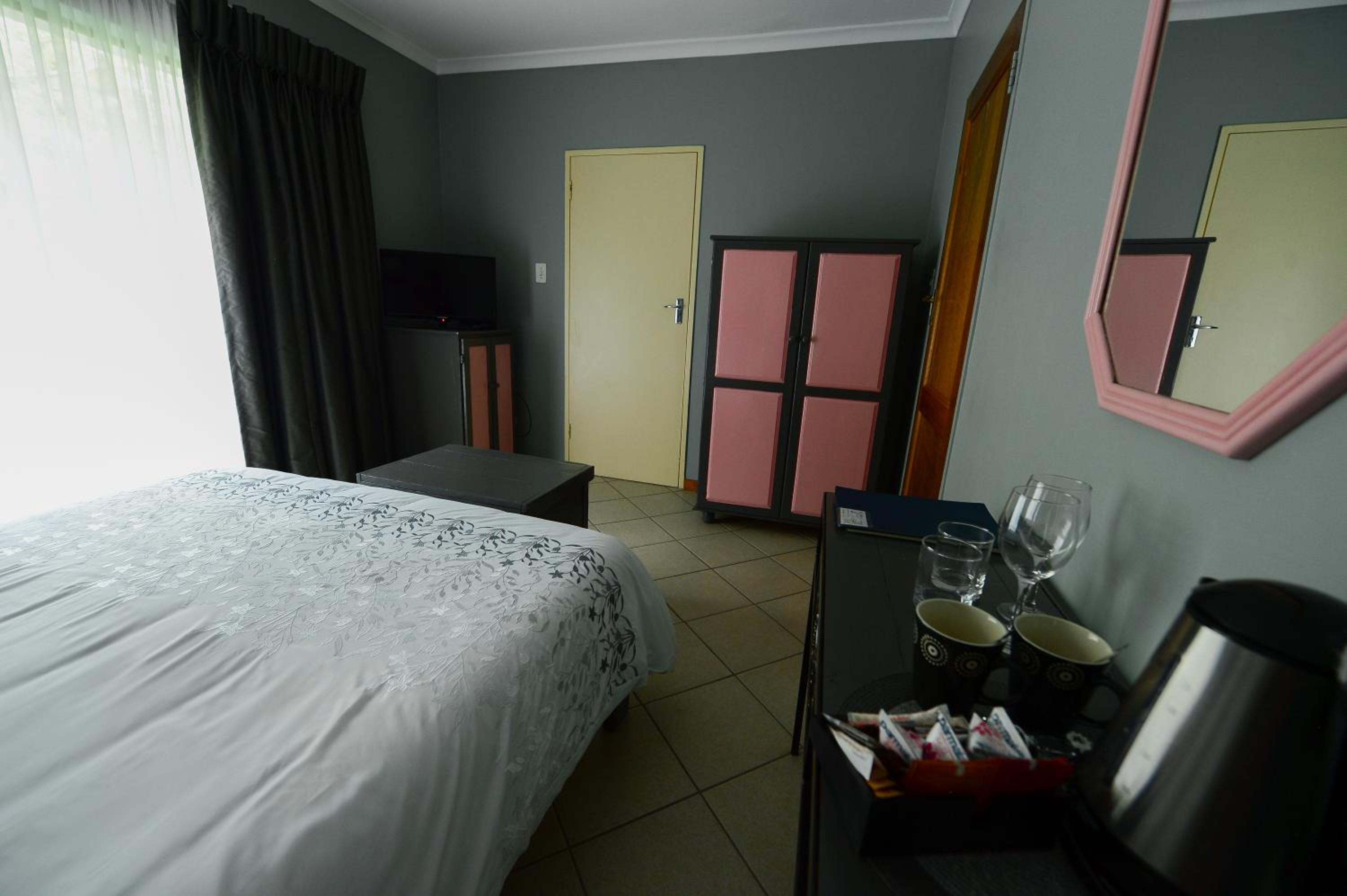 Bougainvilla Business Suite photo 3