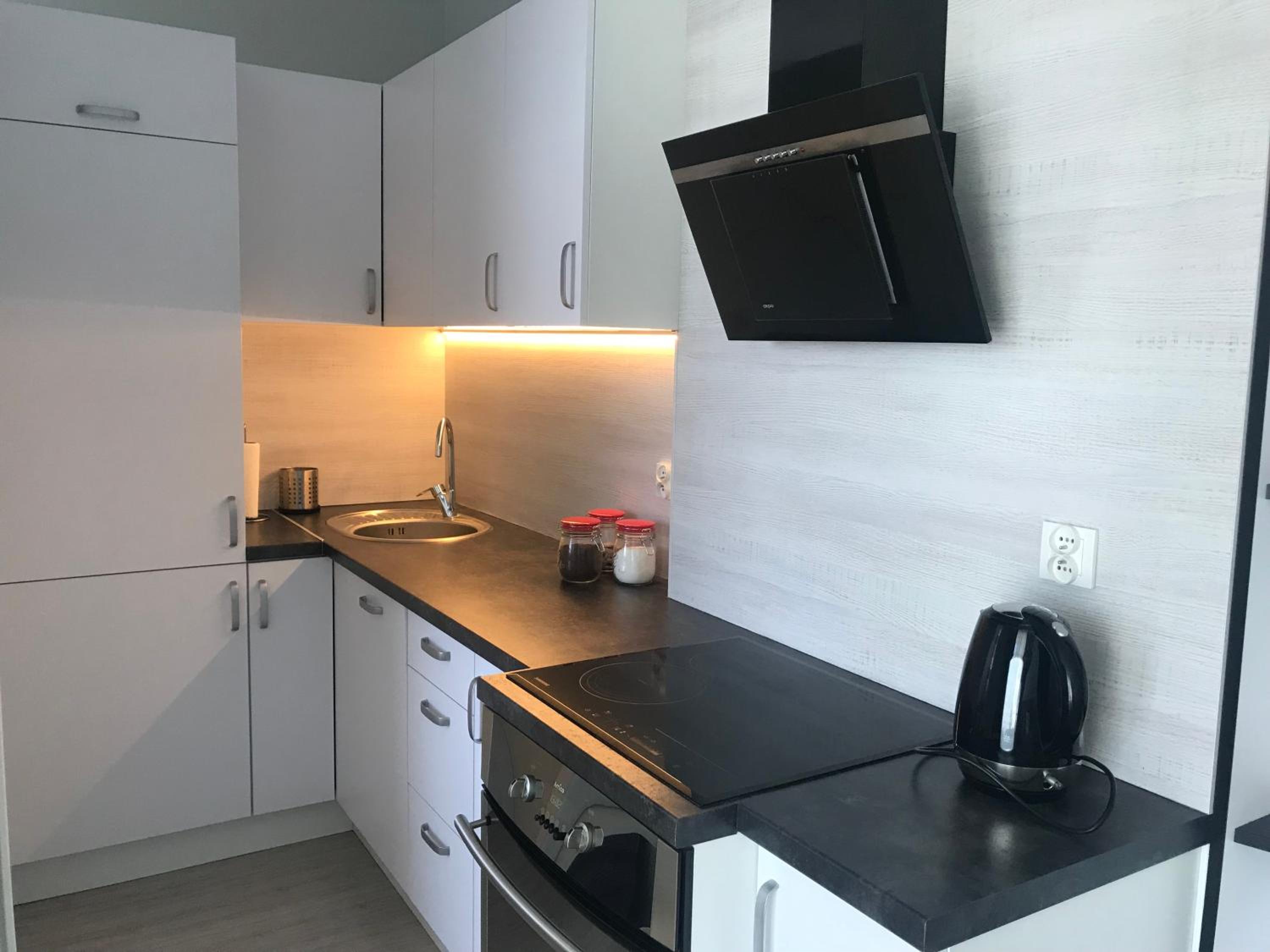One-Bedroom Apartment - Photo 20