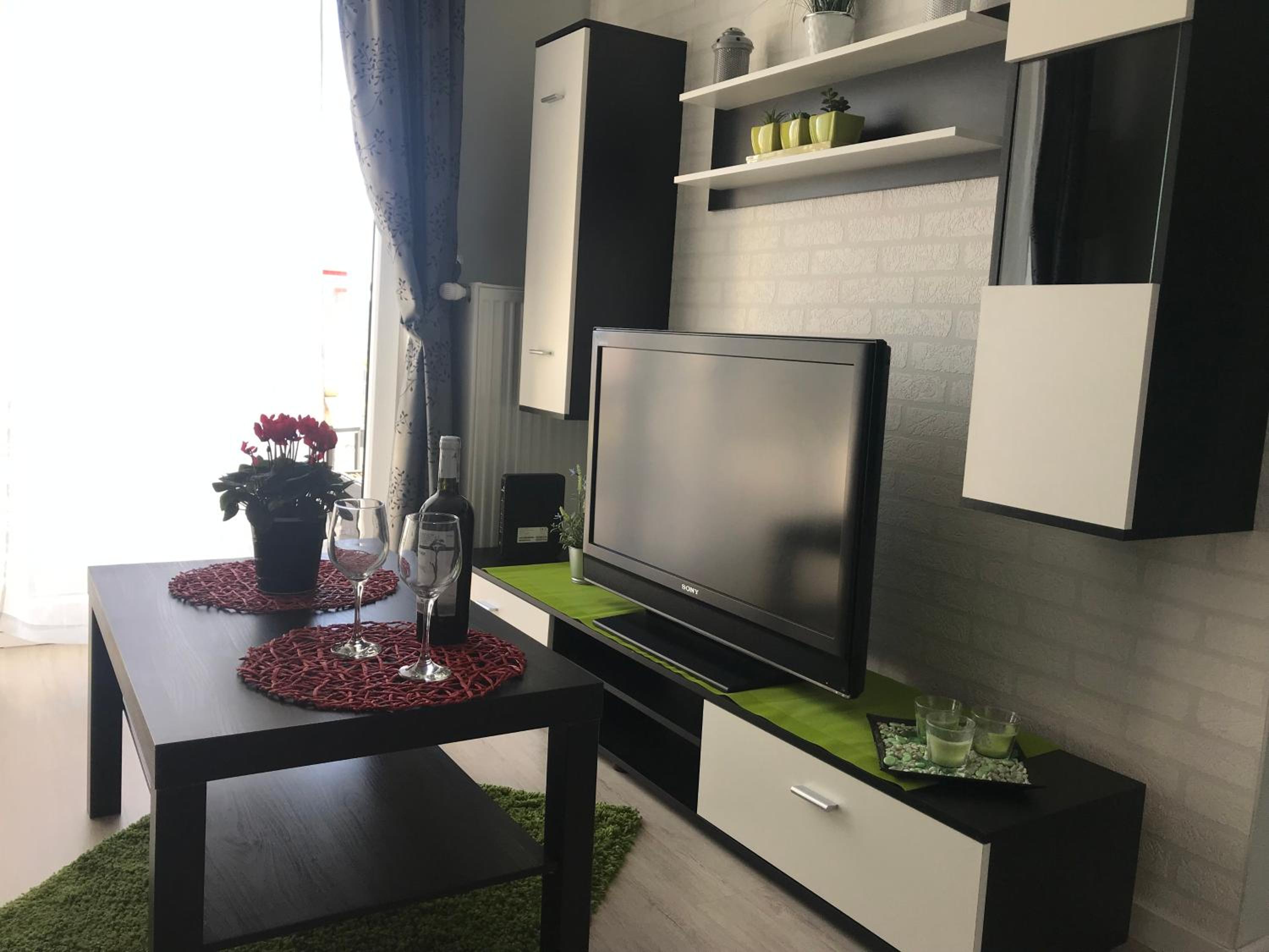 One-Bedroom Apartment - Photo 24