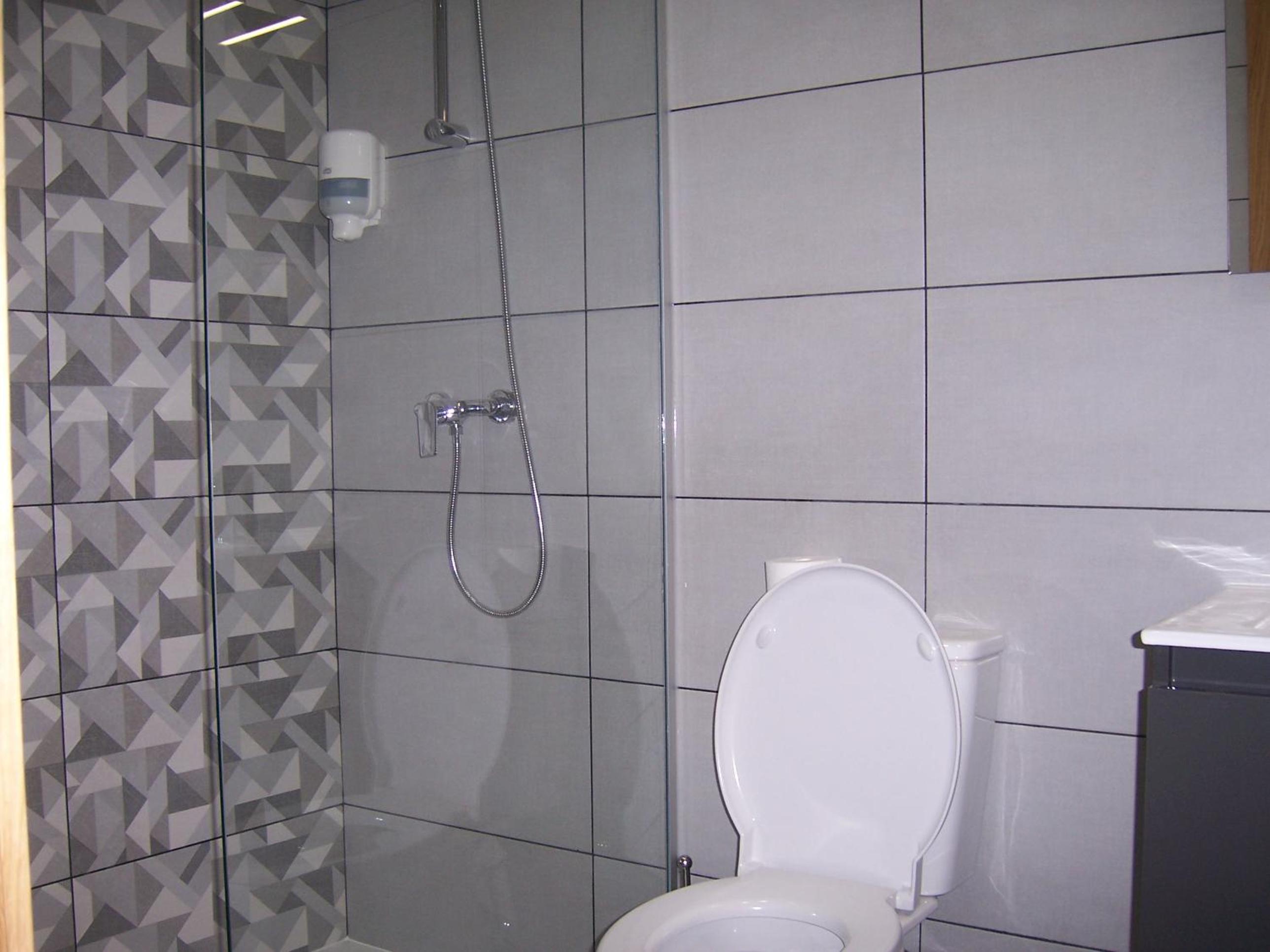 Studio Apartment - Photo 3