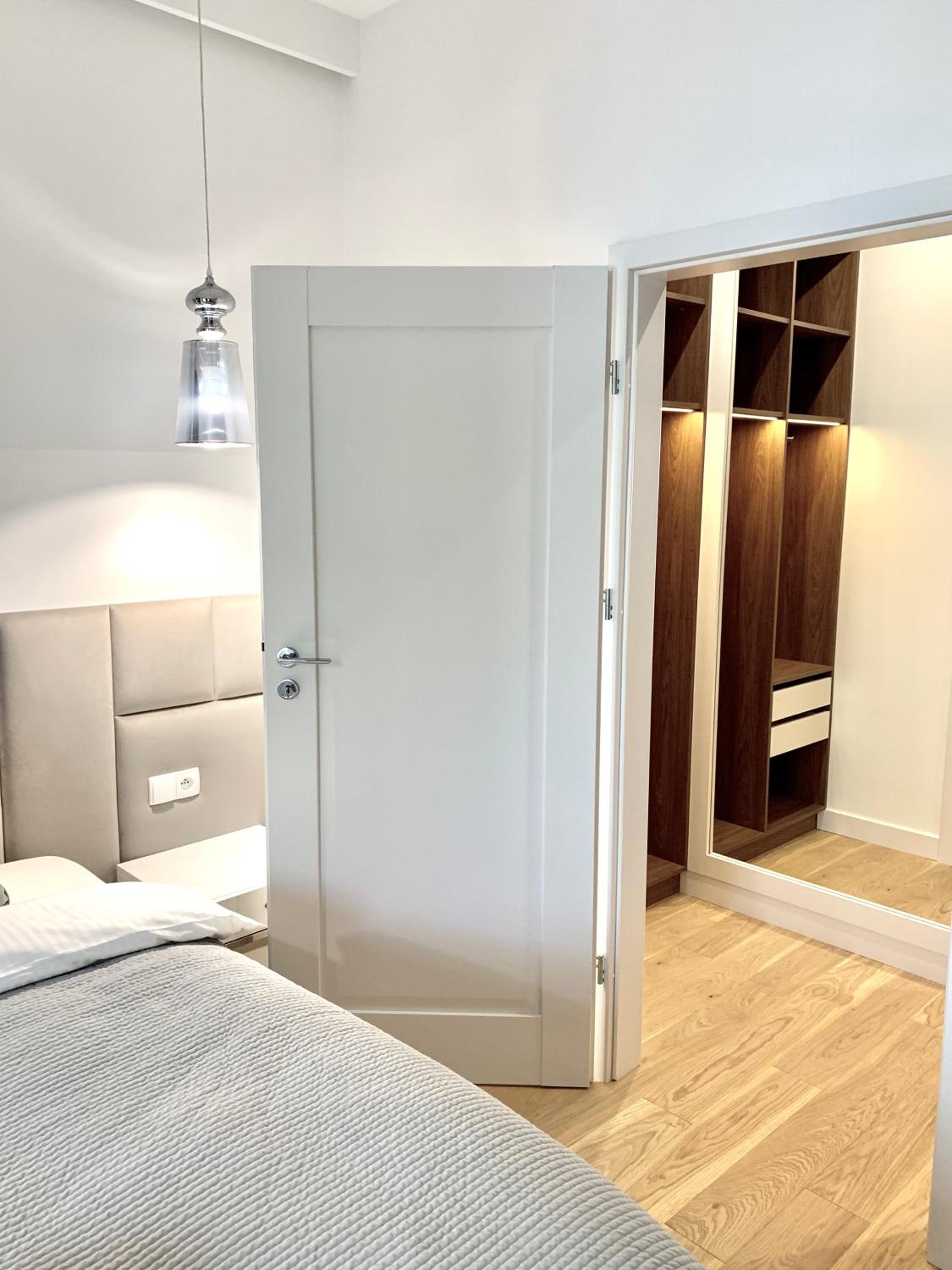 Deluxe Apartment with Terrace - Photo 31