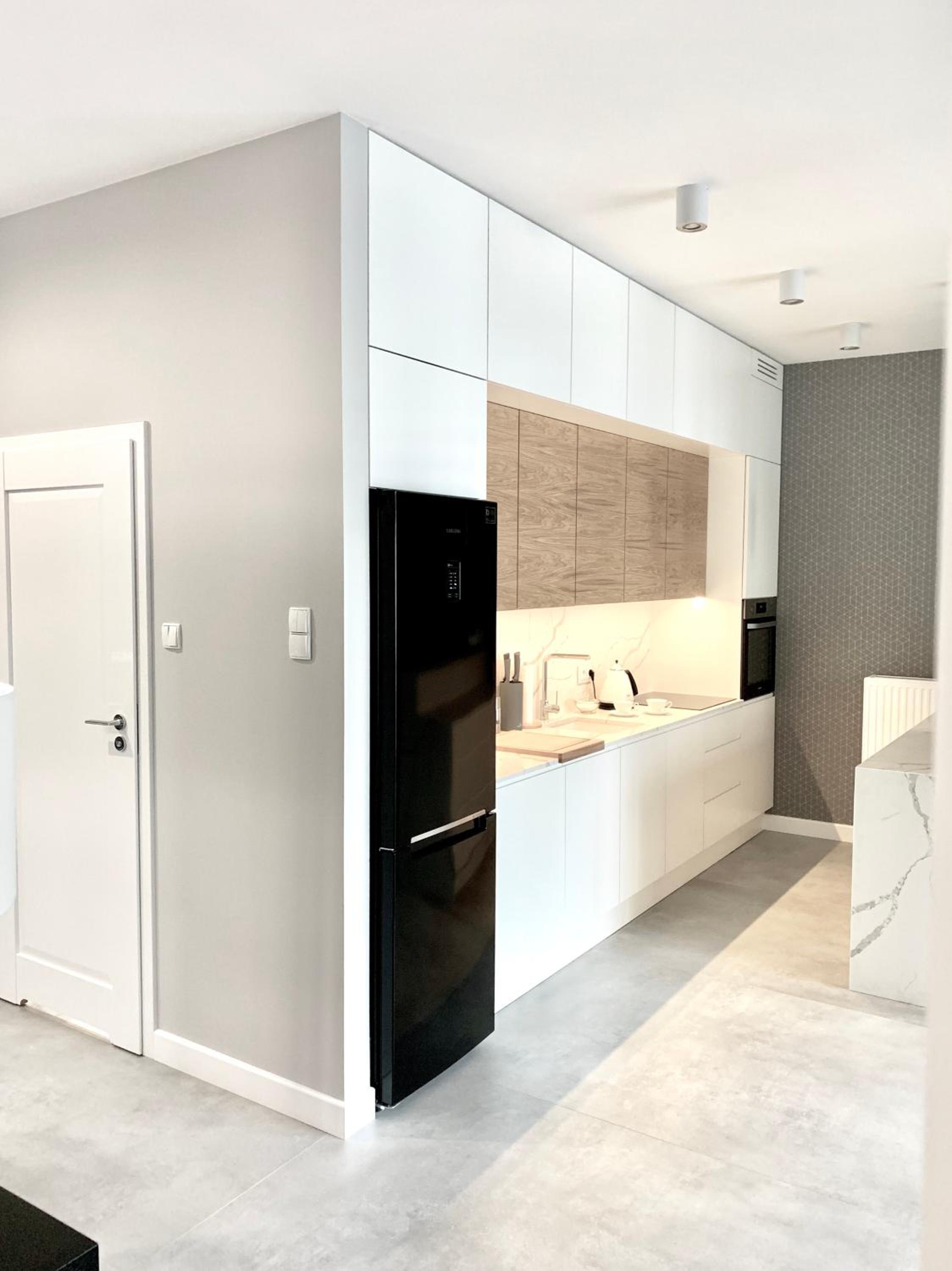 Deluxe Apartment with Terrace - Photo 35