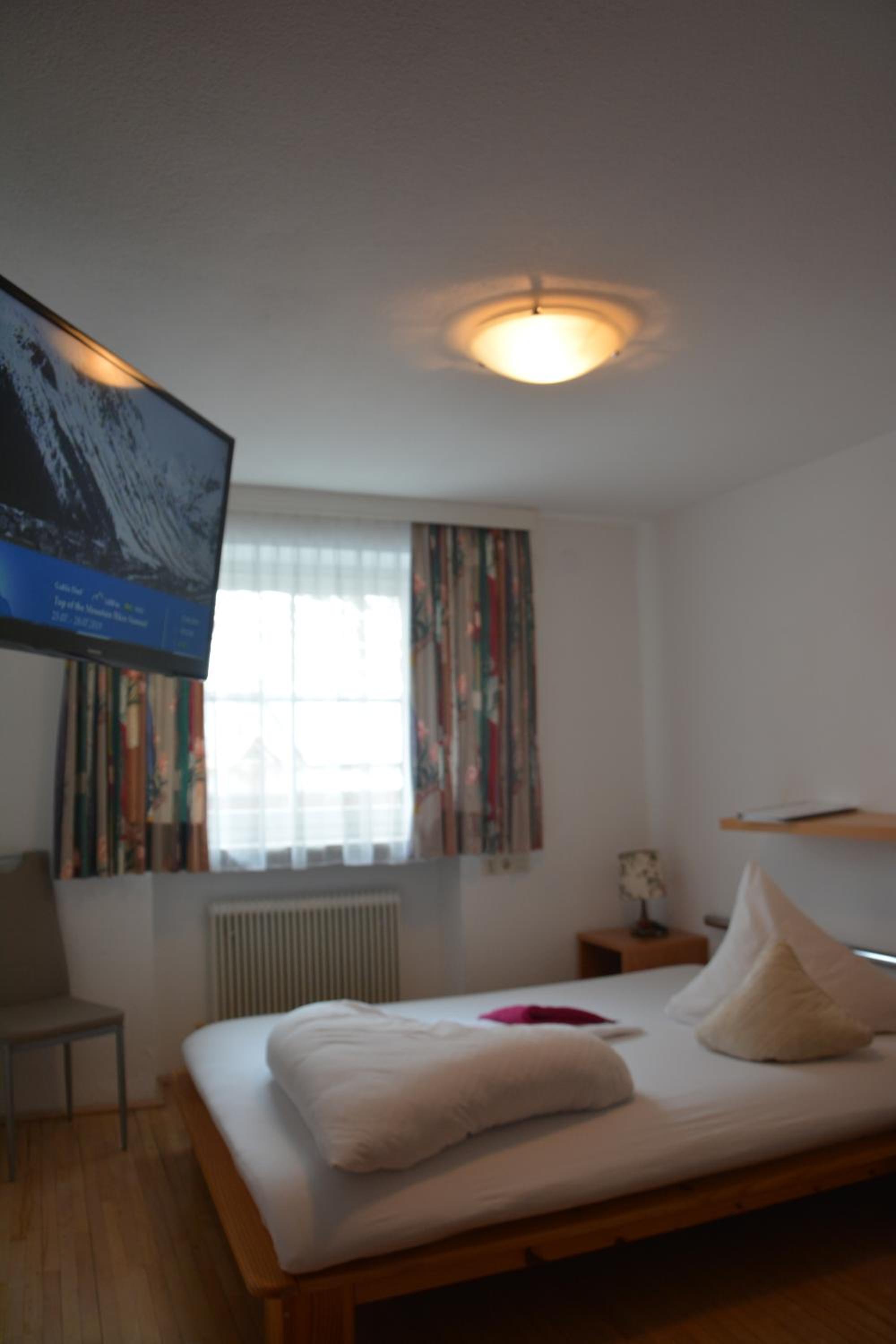 Single Room photo 3