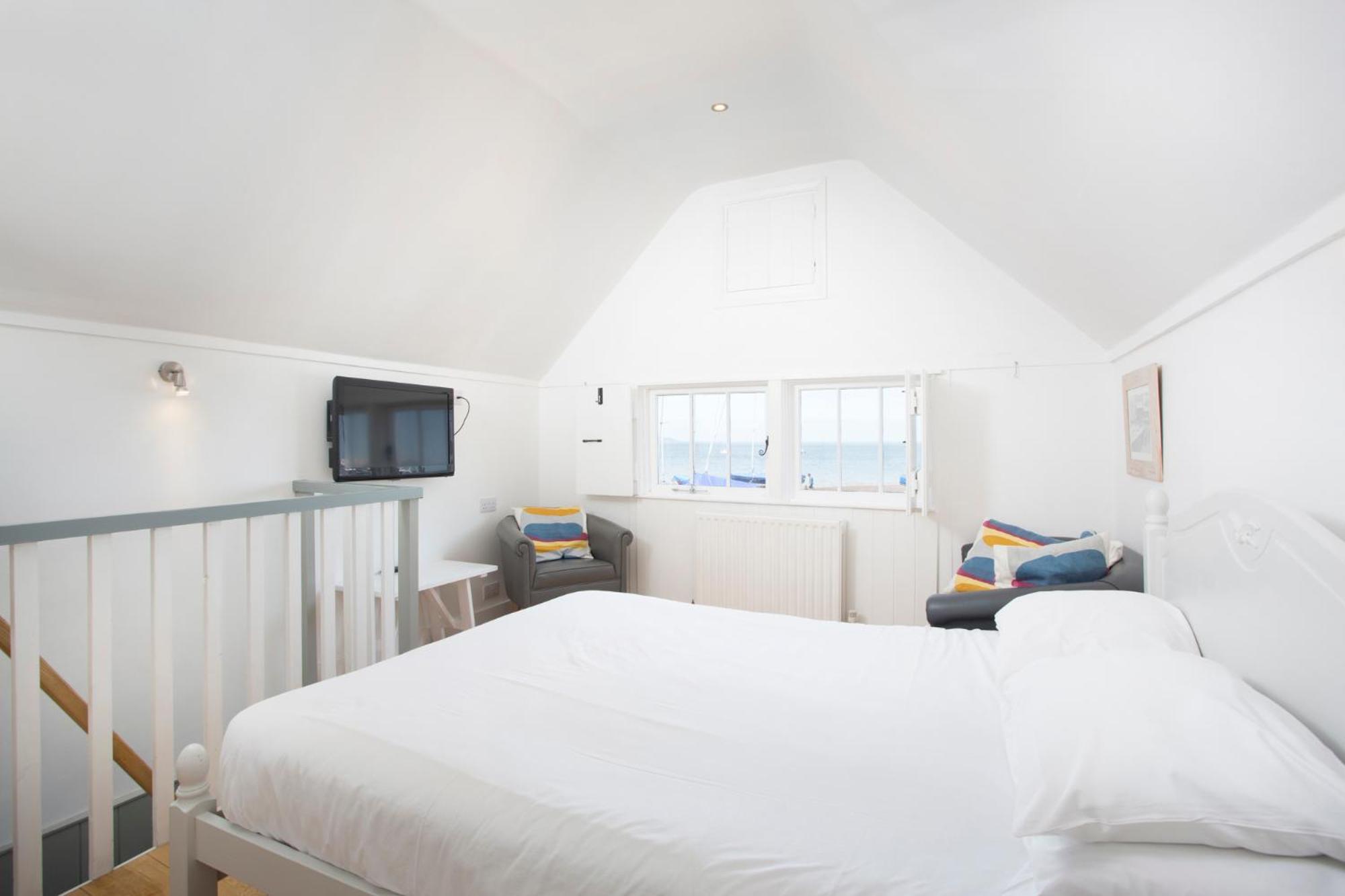 Family Room with Sea View photo 3