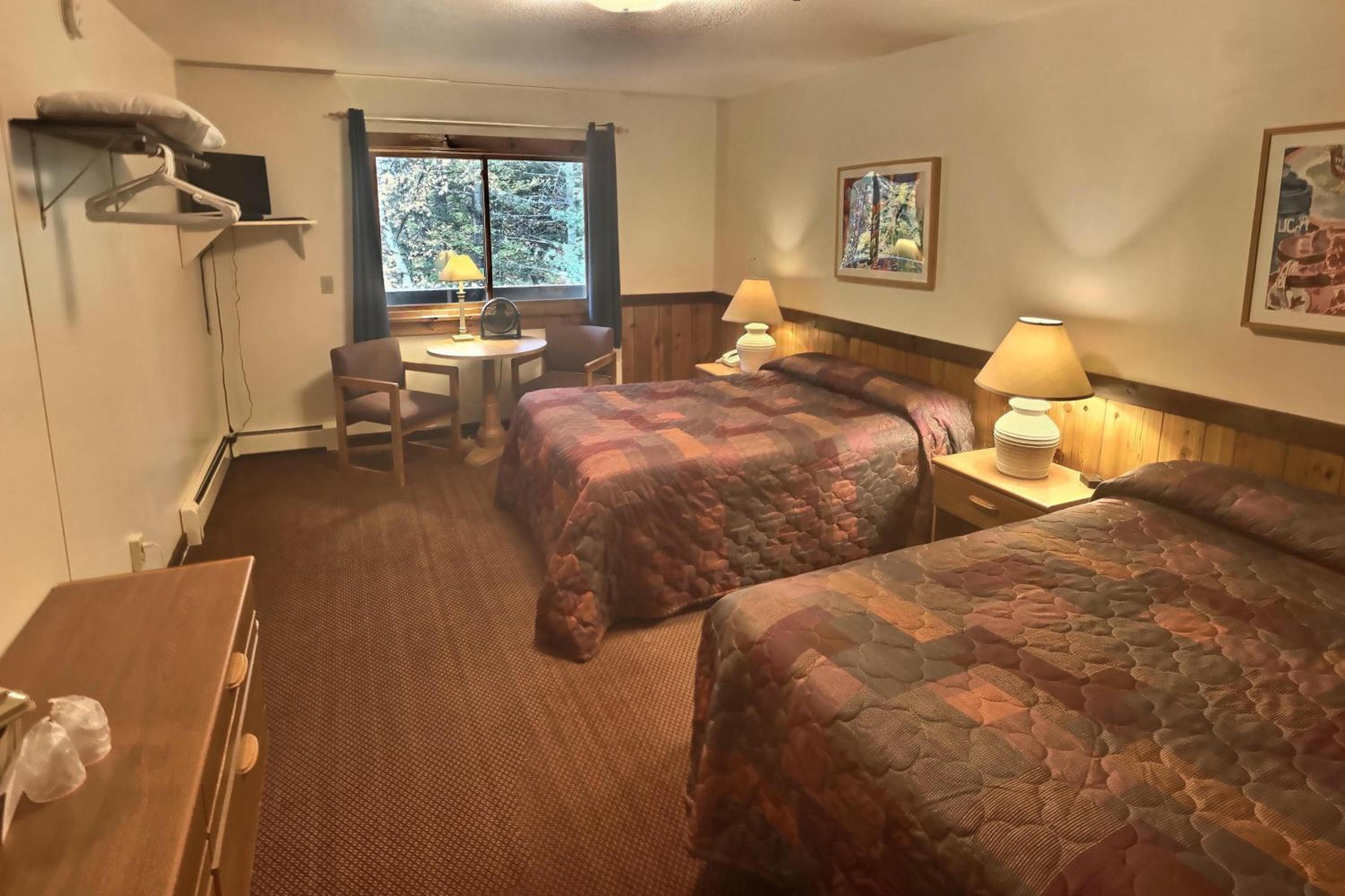 Double Room with Two Double Beds photo 1
