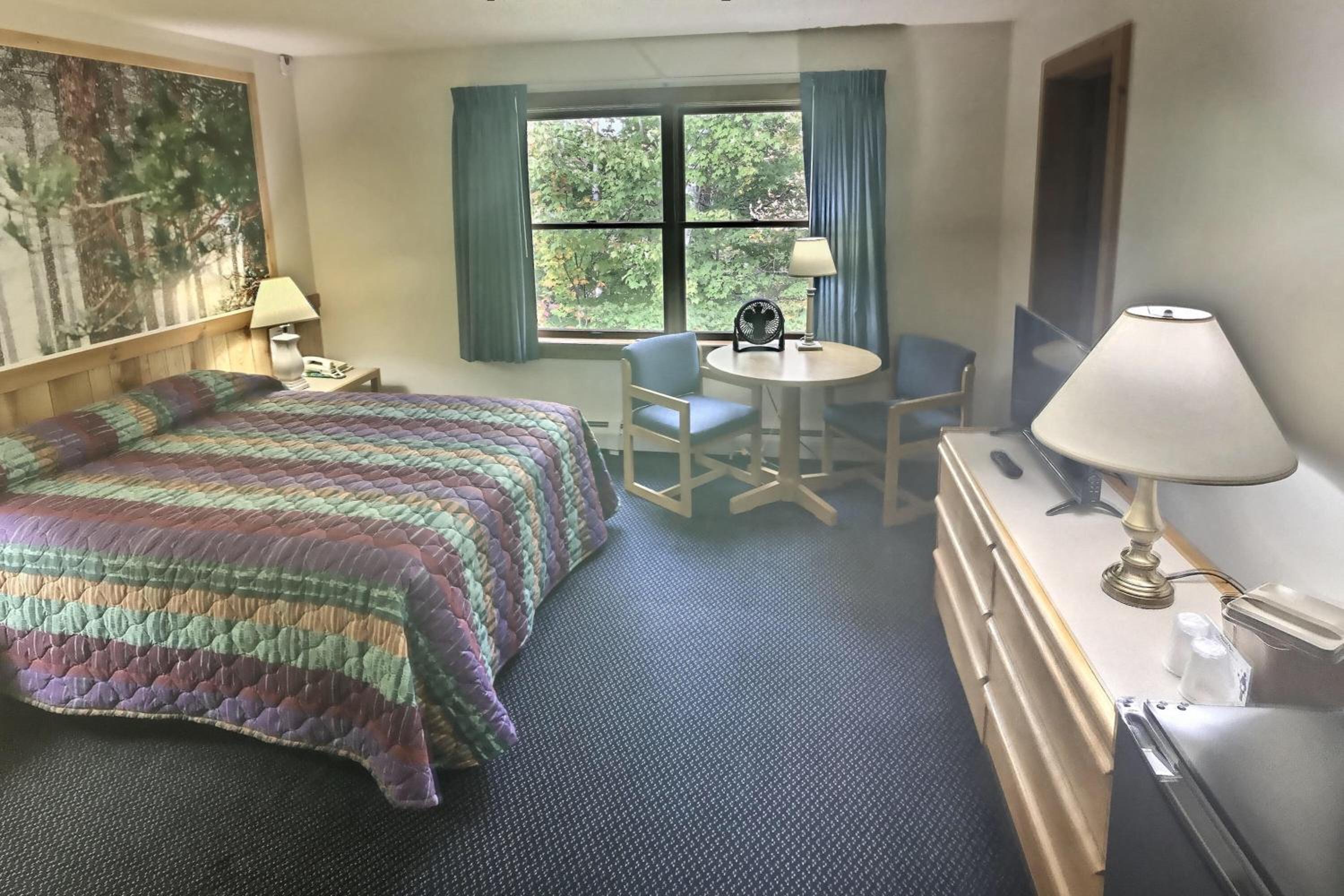 Premium Queen Room photo 1