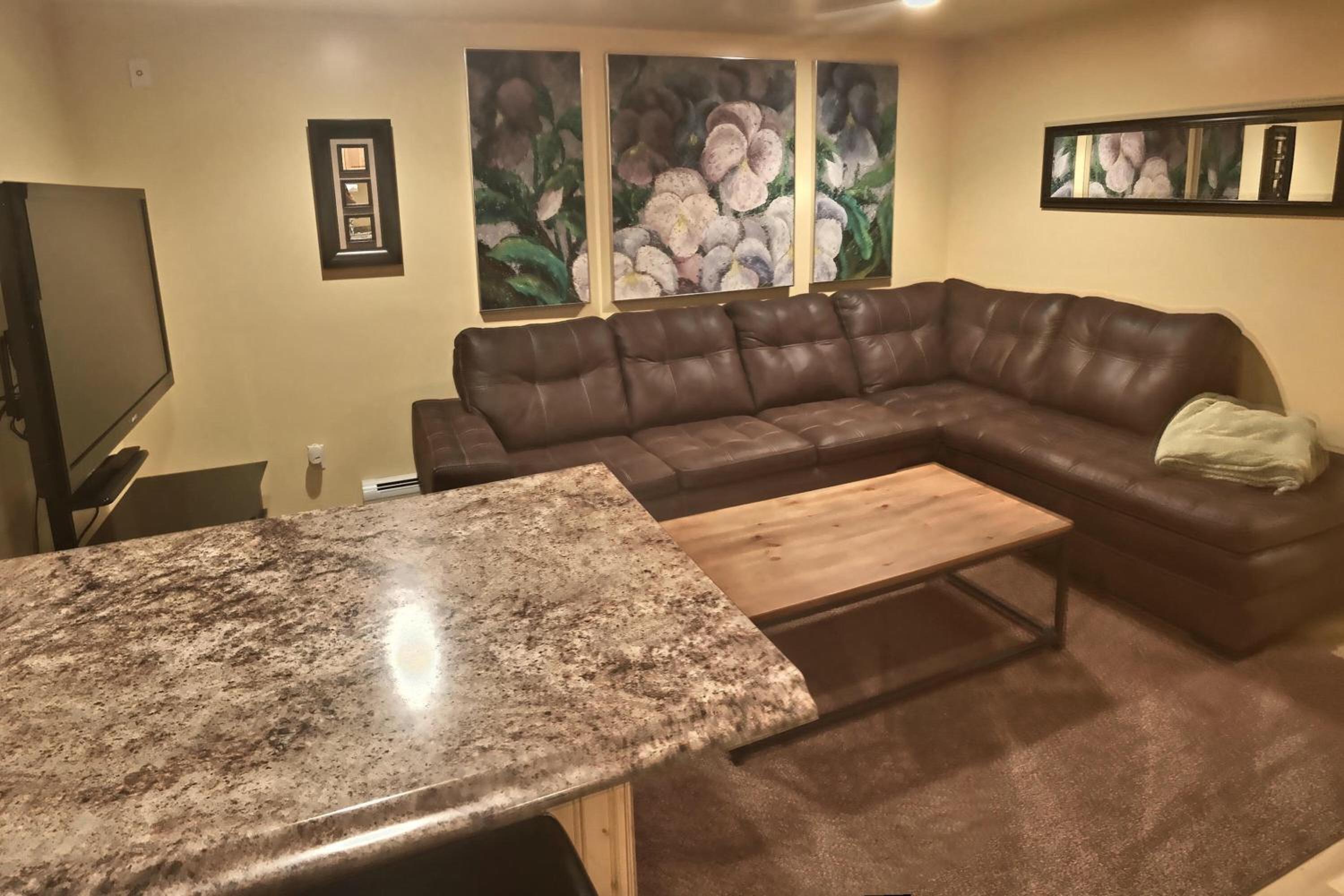 Suite photo 1