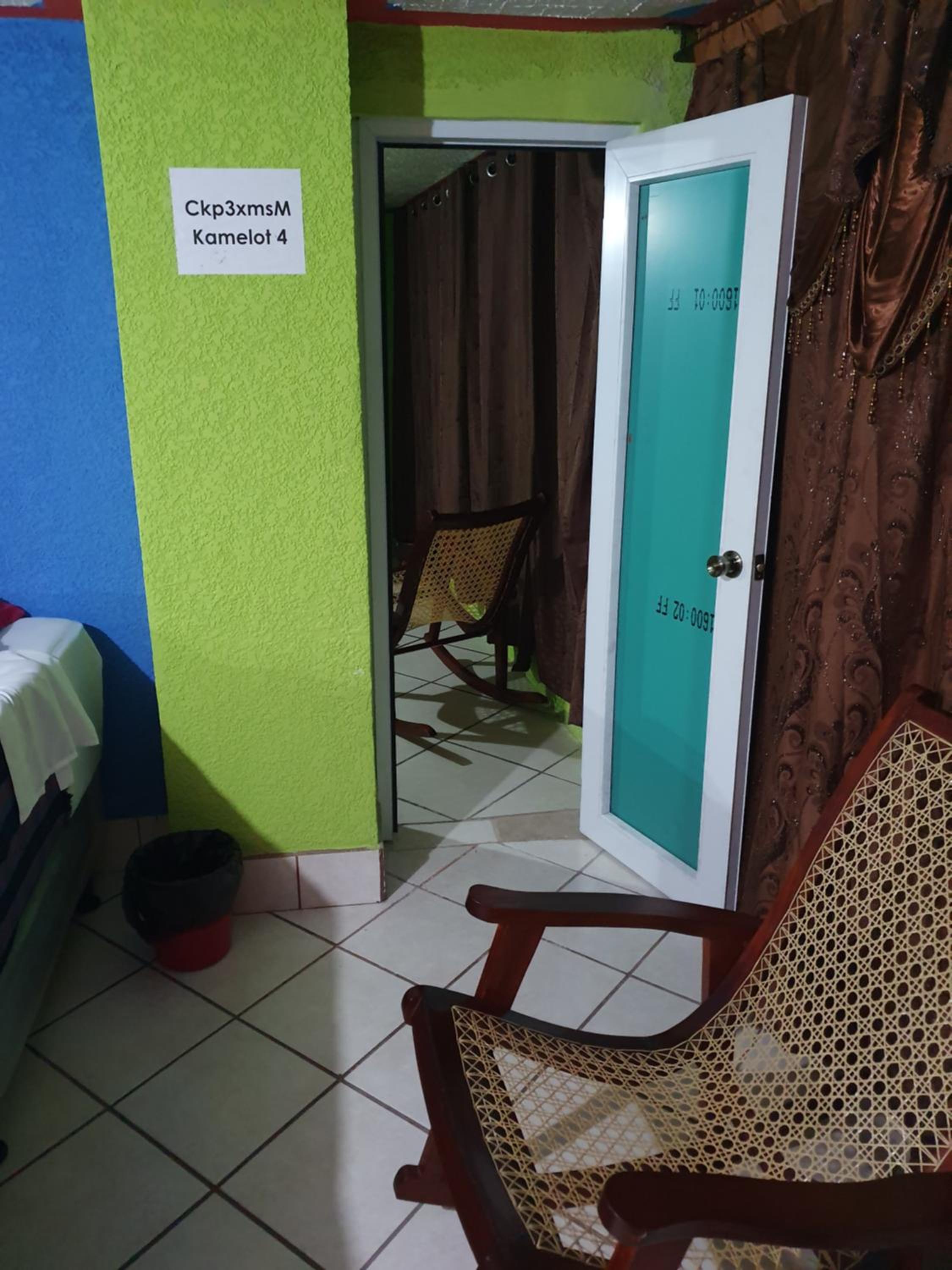 Deluxe Family Room photo 1