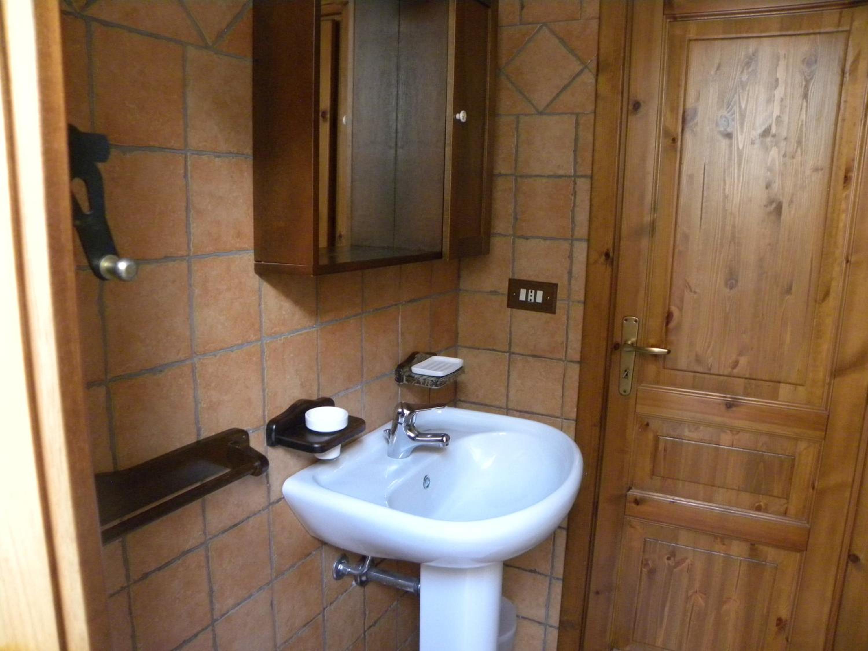 Studio with External Kitchenette (2 Adults) - Photo 6