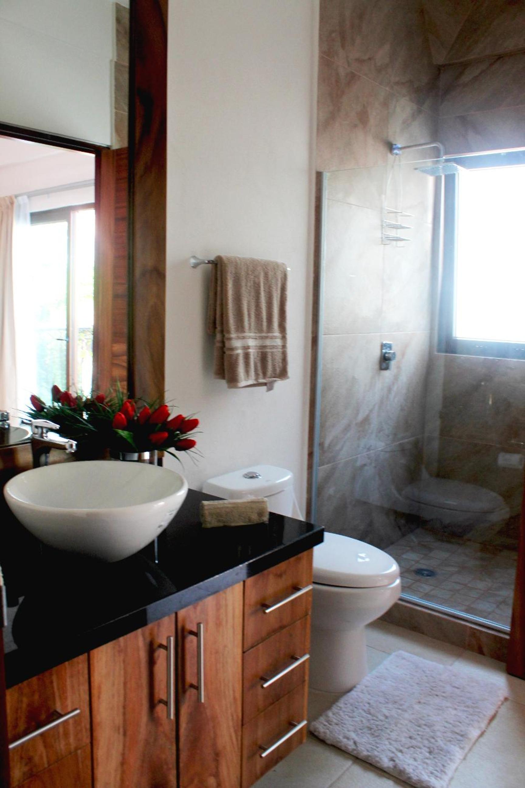 One-Bedroom House photo 2