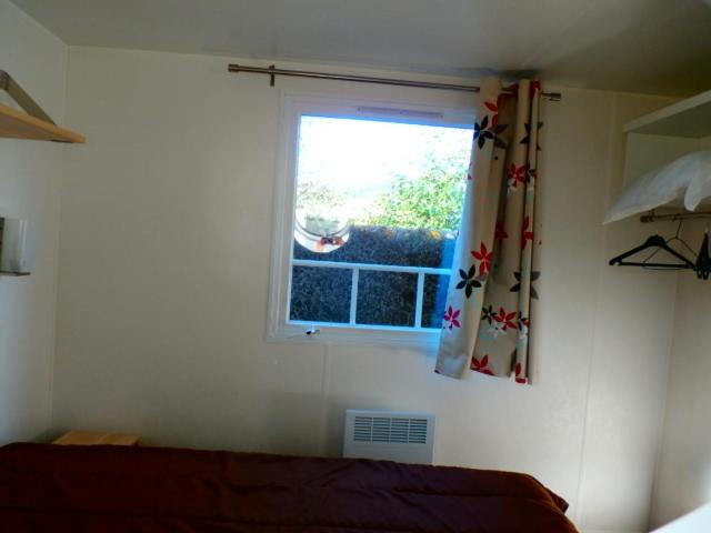 Two-Bedroom Mobile Home photo 2