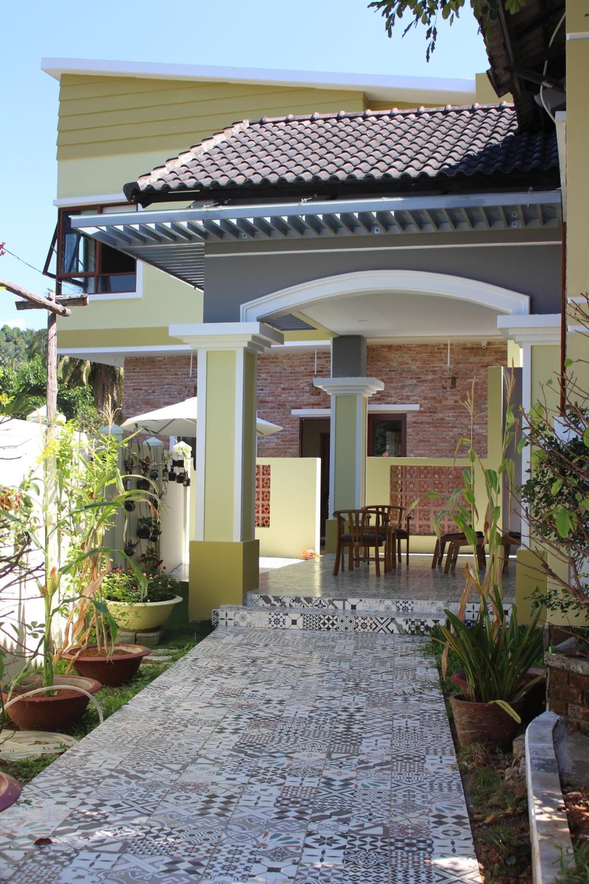 Five-Bedroom Villa photo 2