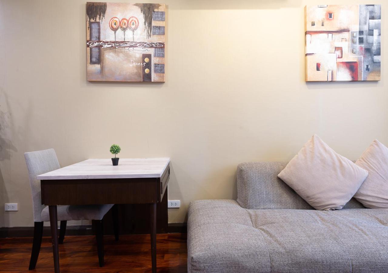 One-Bedroom Suite photo 2