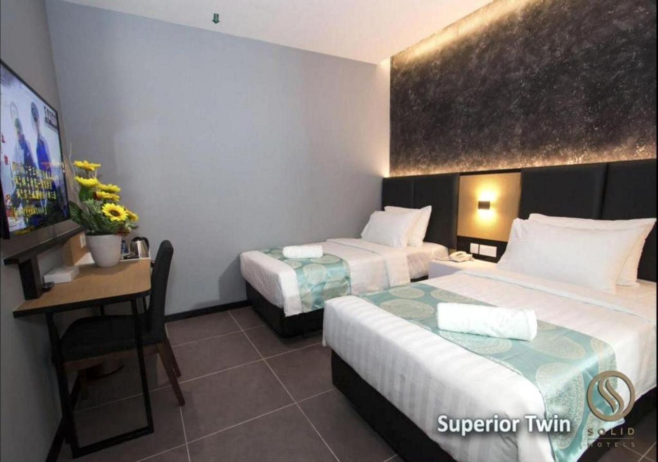 Standard Twin Room photo 2