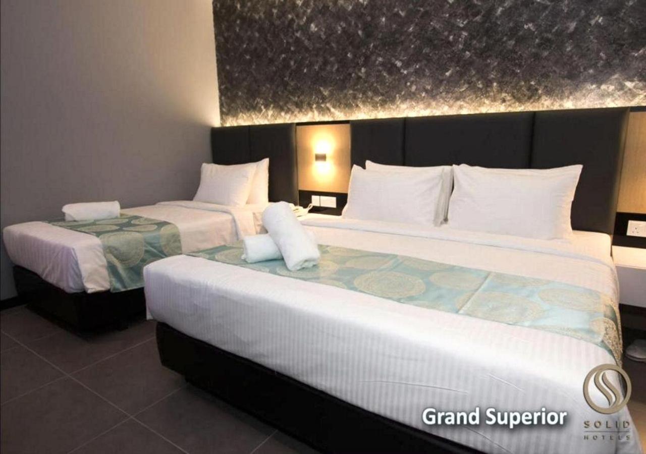 Deluxe Triple Room photo 3