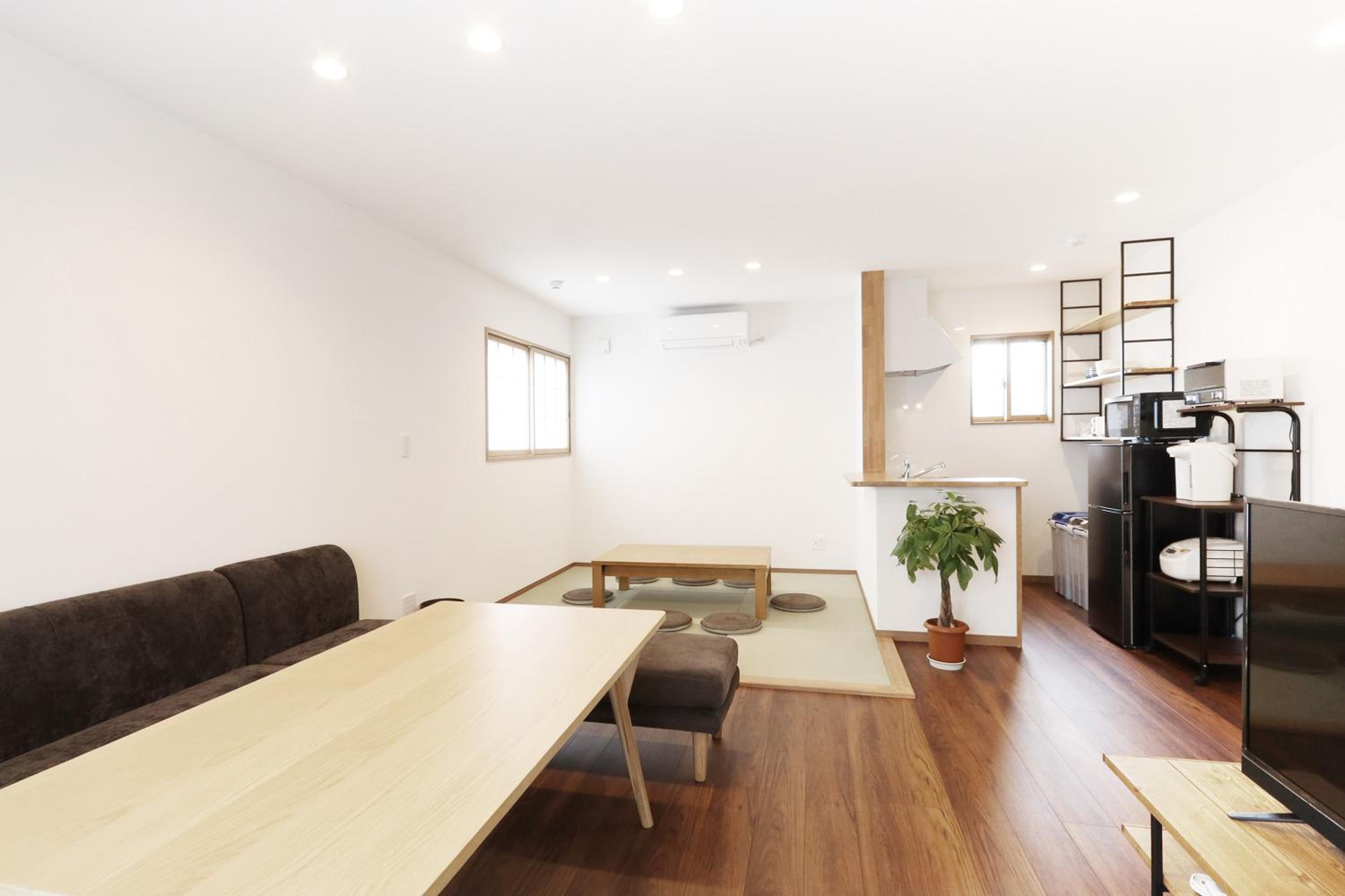 Three-Bedroom House - Photo 12