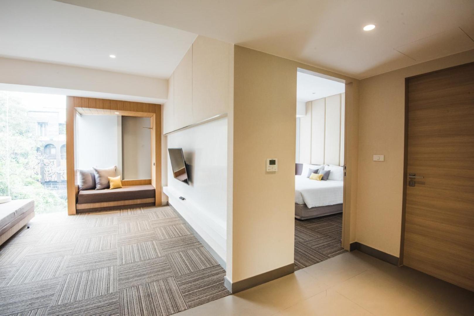 Executive Suite photo 2