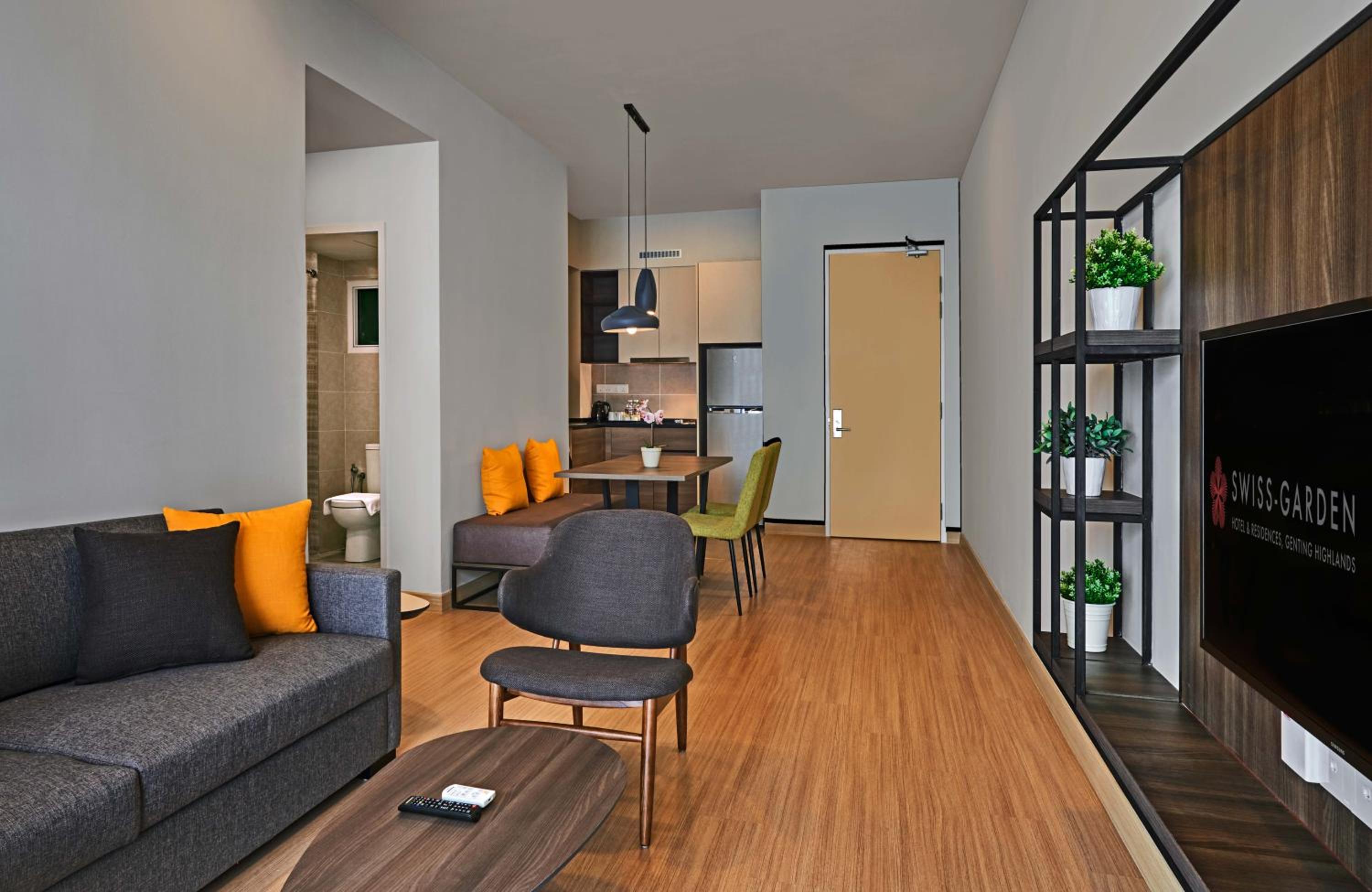 Premier 2-Bedroom with 1 Parking - Photo 1