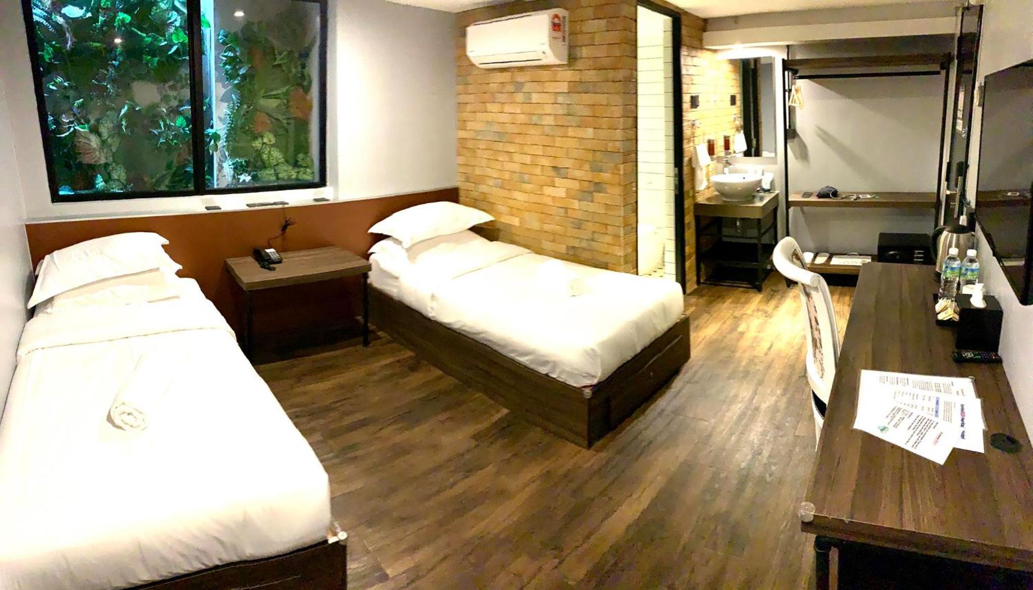 Superior Twin Room - Photo 1