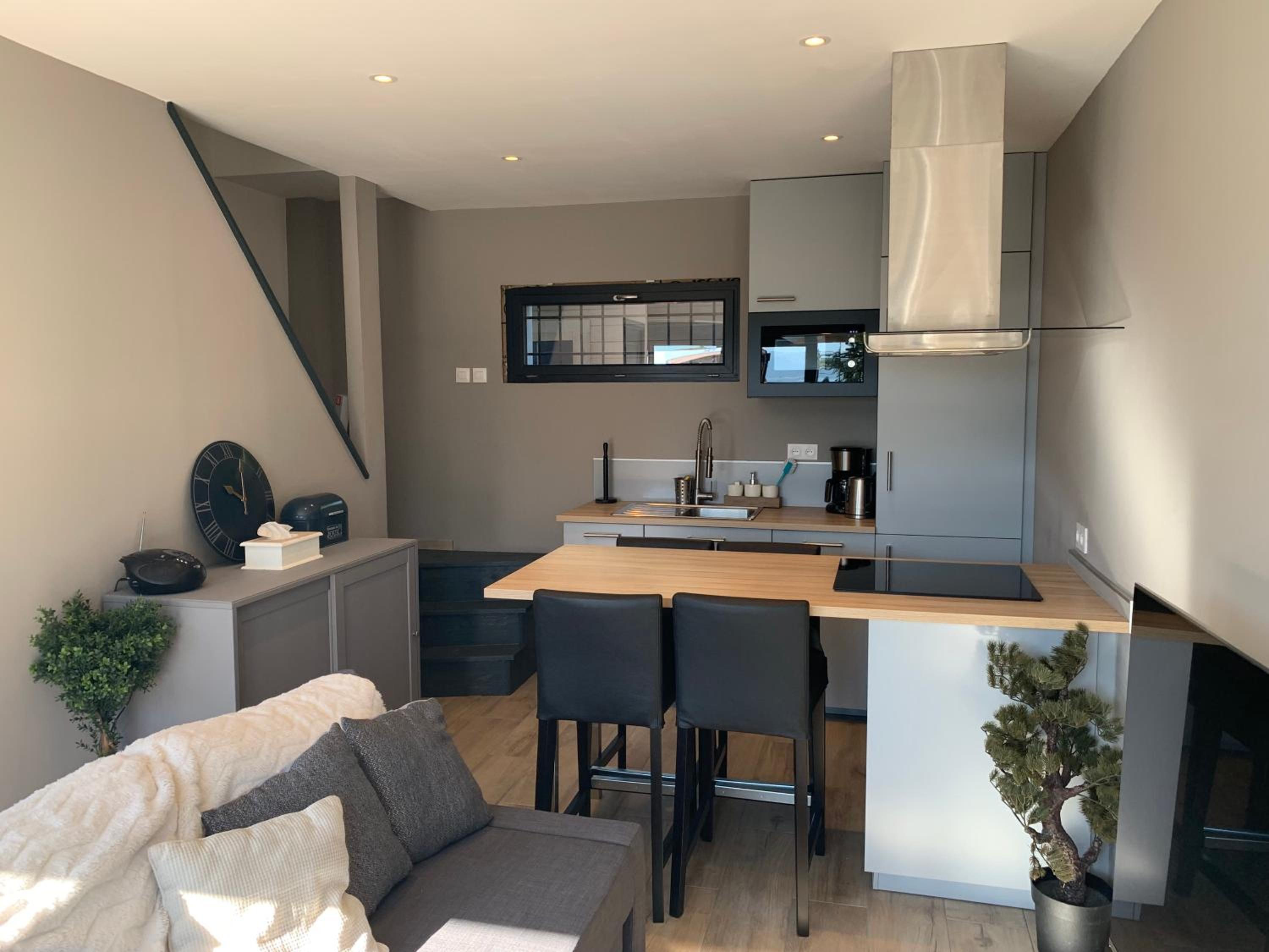 Two-Bedroom House - Photo 14