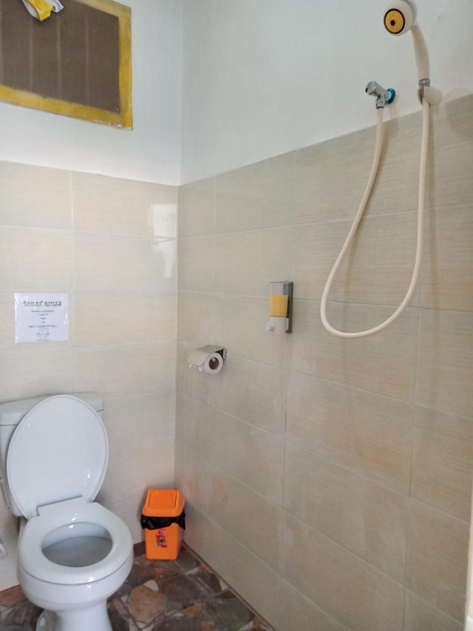 Single Room photo 3
