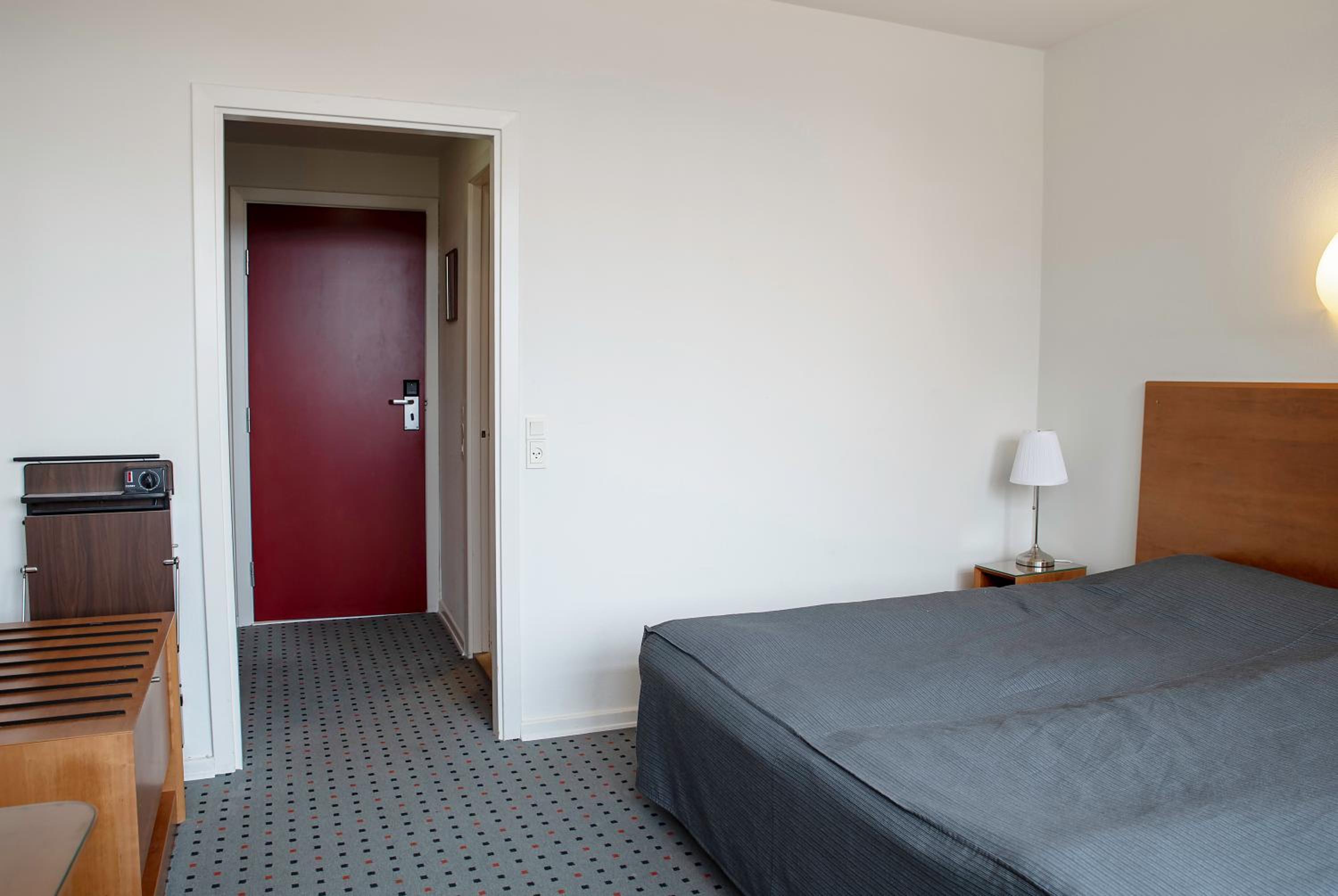 Standard Double or Twin Room photo 1