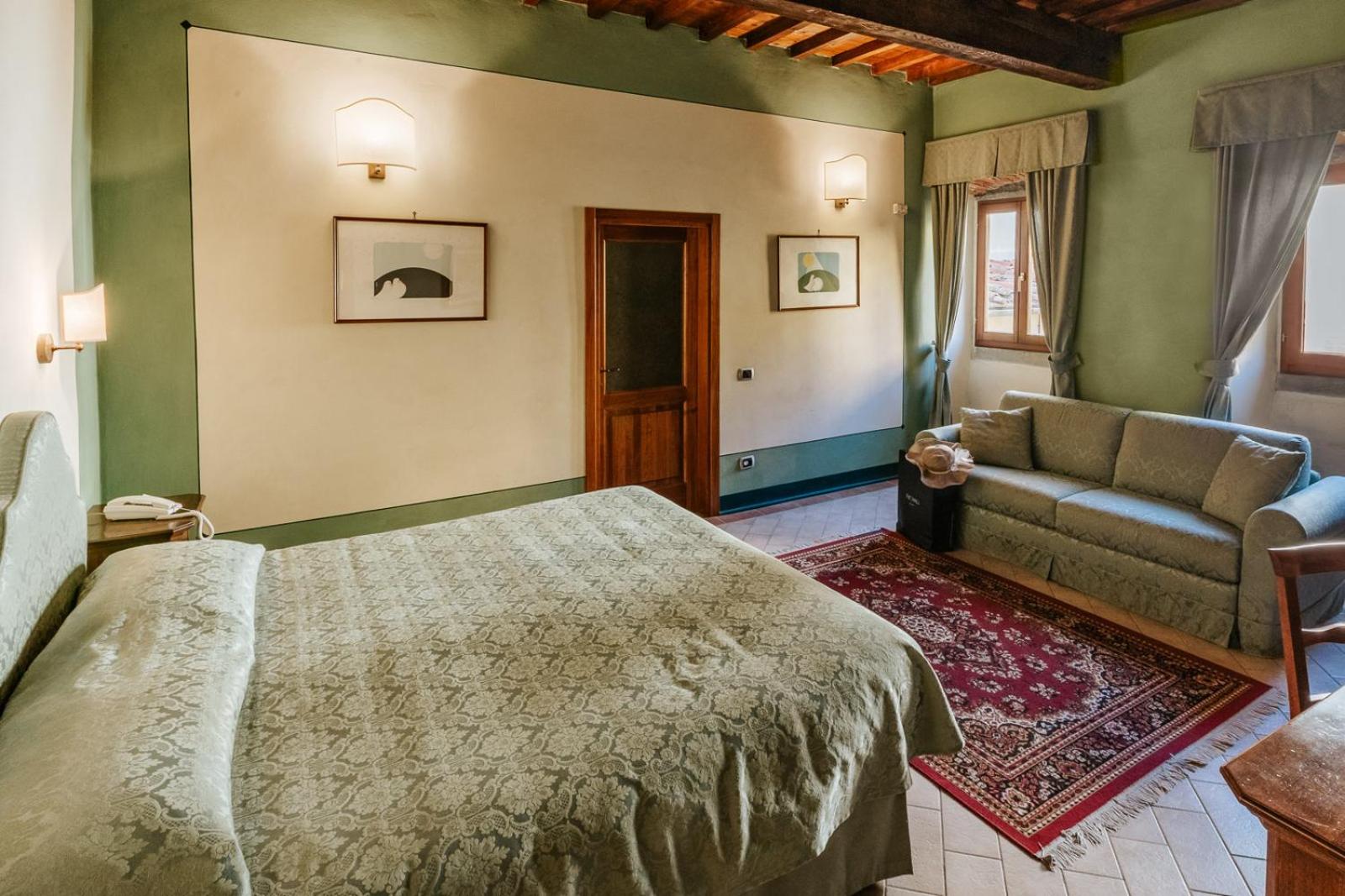 Deluxe Double Room - Photo 5
