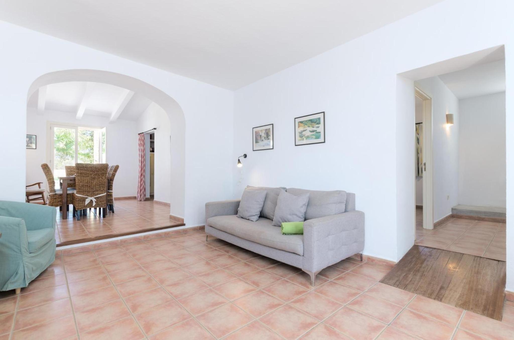 Villa de Tres Habitaciones