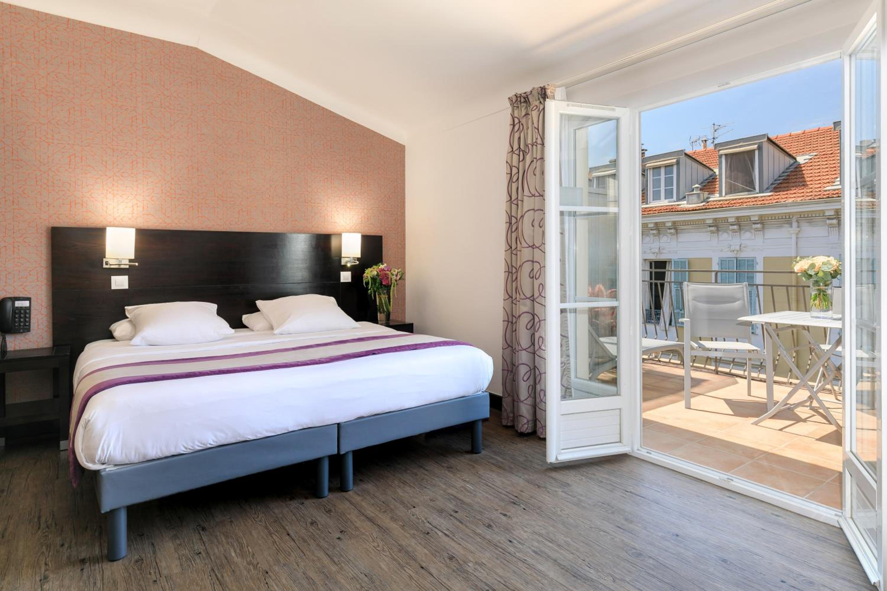 Junior Suite - Photo 1