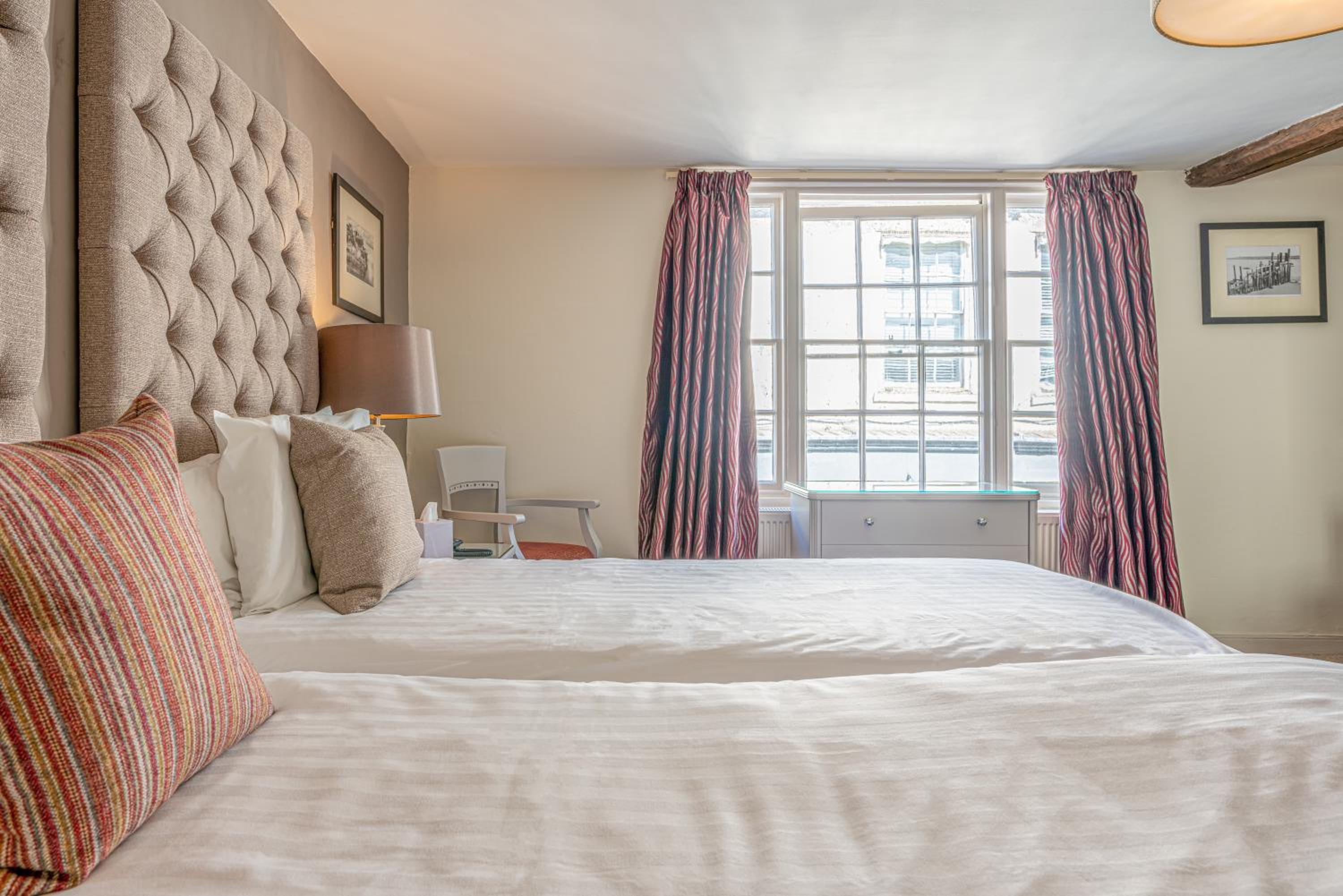 Double or Twin Room photo 3