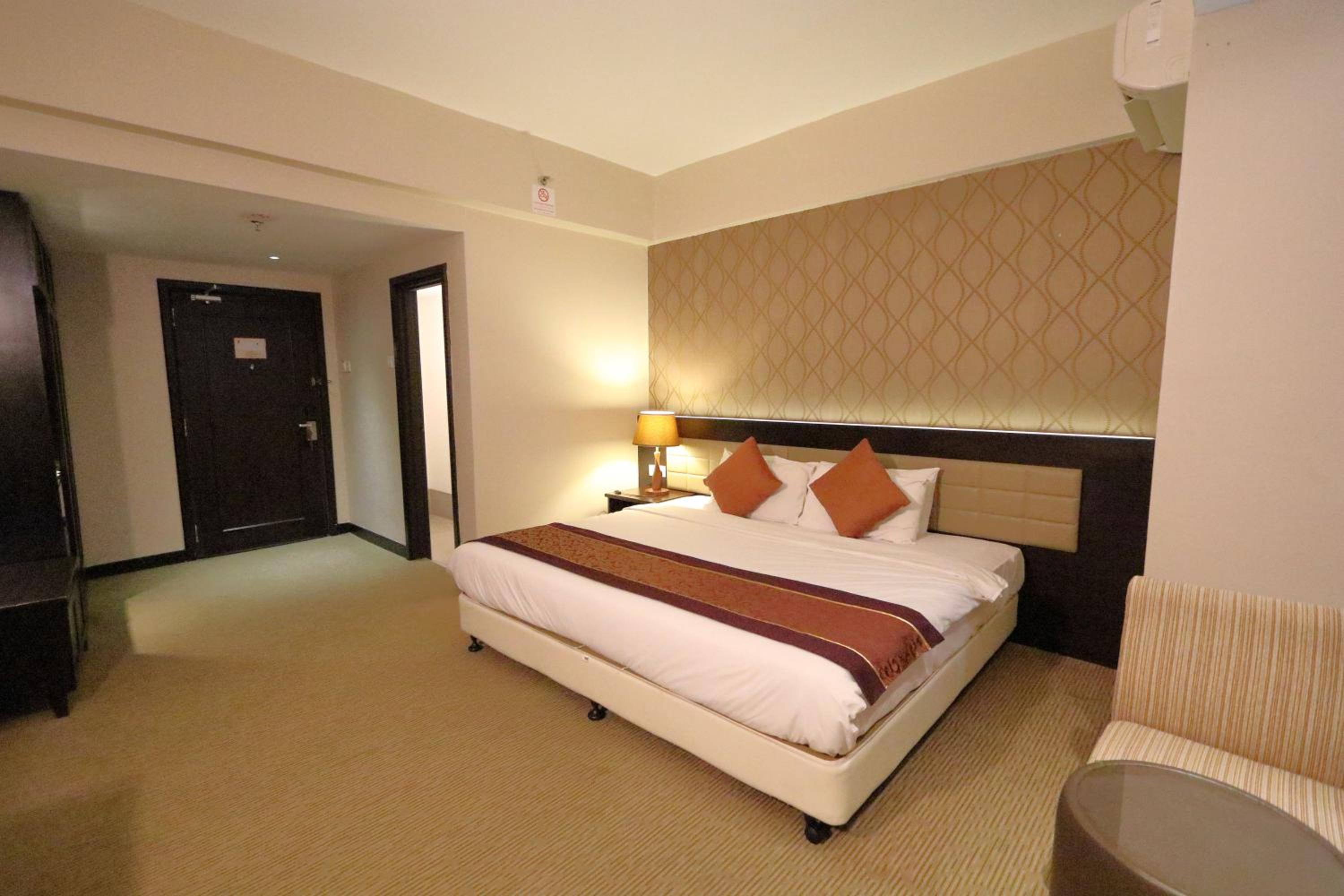 Deluxe Super King Room photo 2