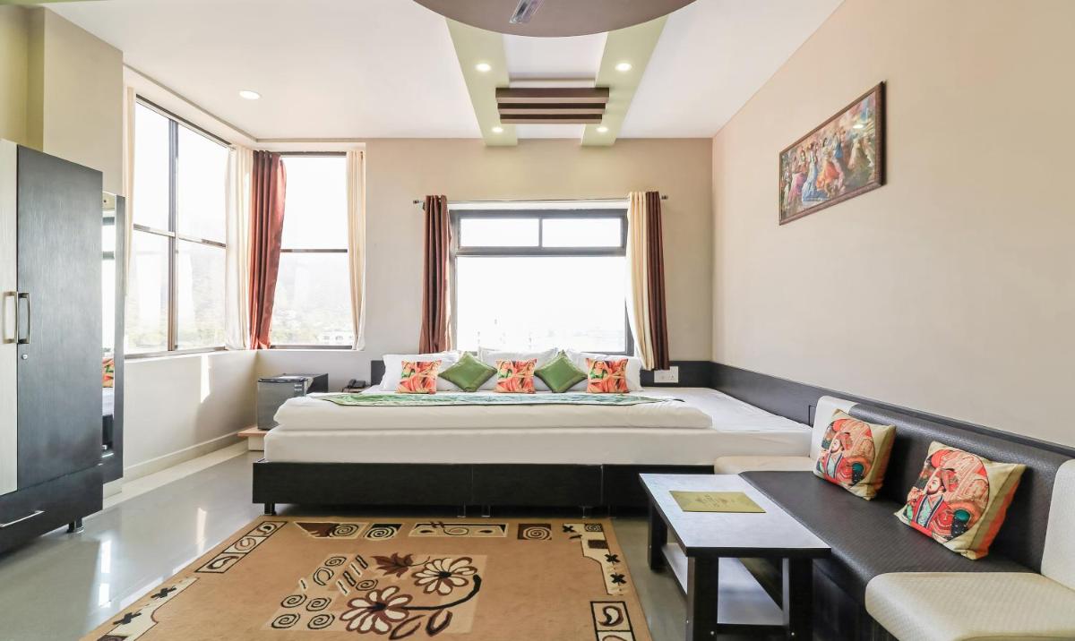 [Sanitized] Superior Double Room photo 1