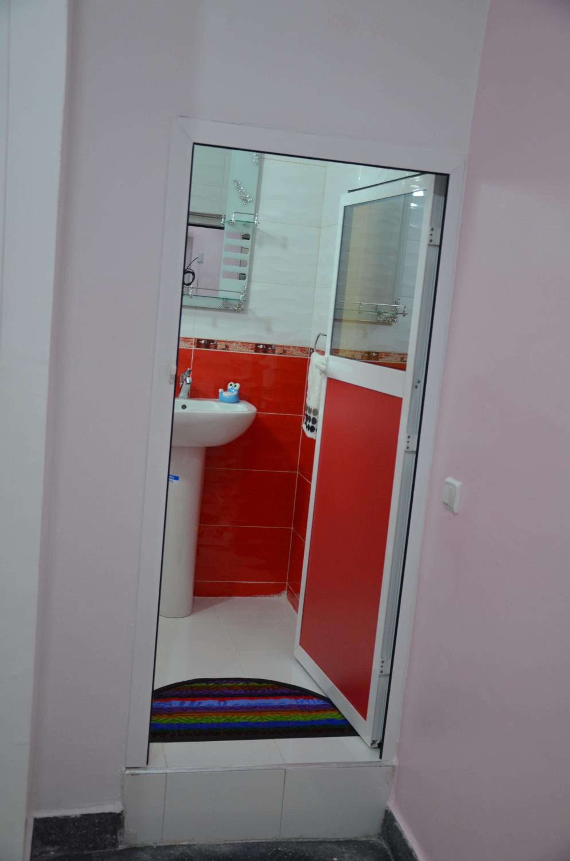 Single Room photo 3