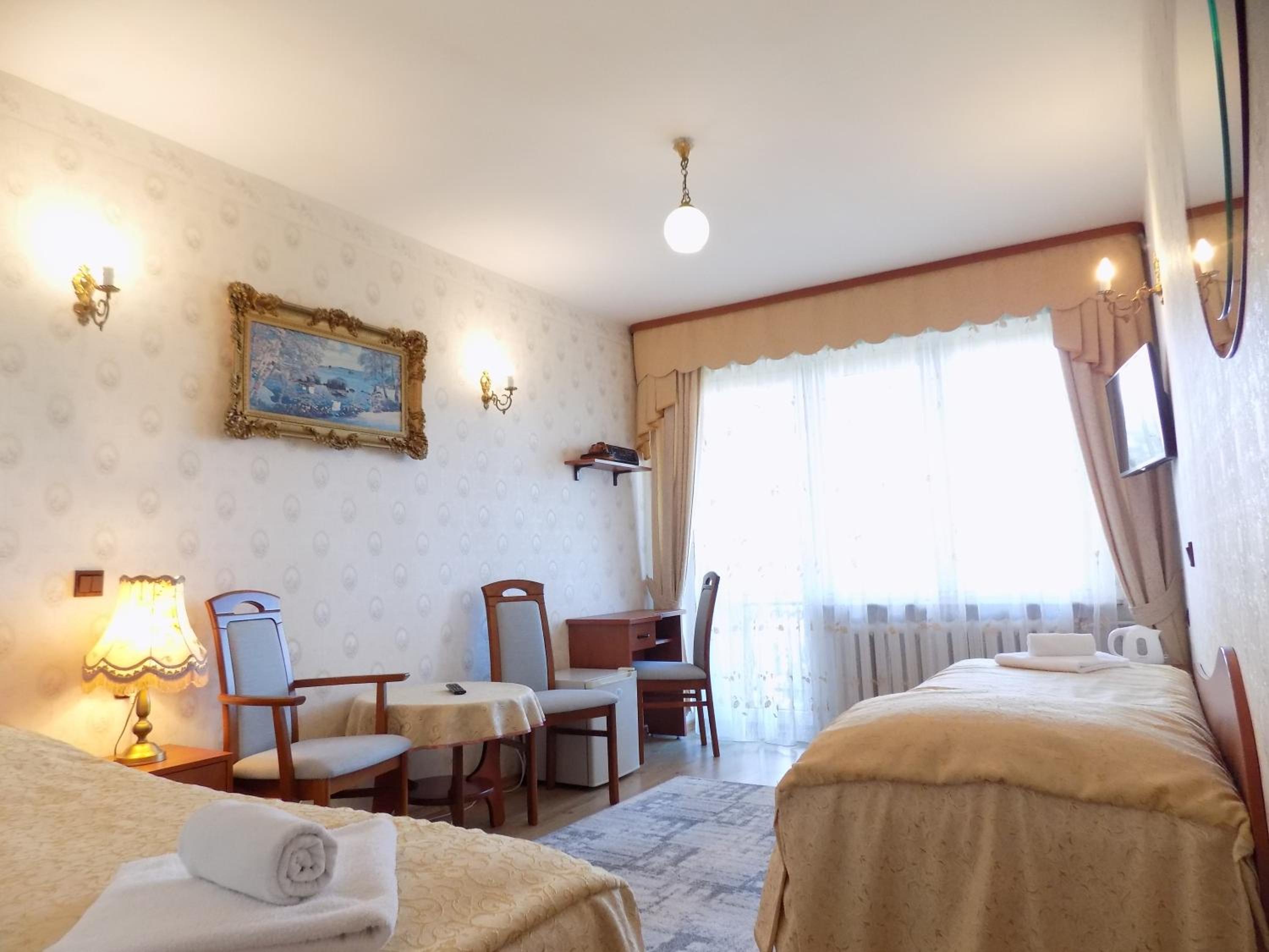 Twin Room with Balcony photo 1