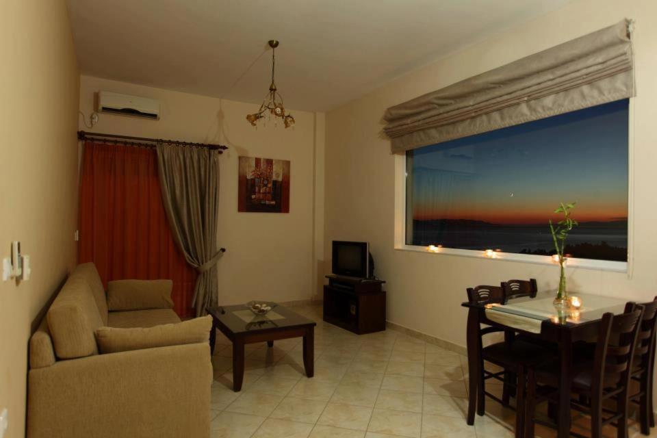 Superior Suite with Sea View photo 3