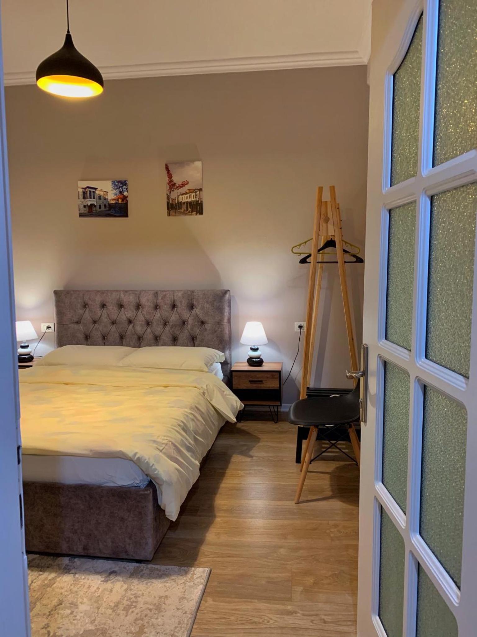 Apartment photo 1