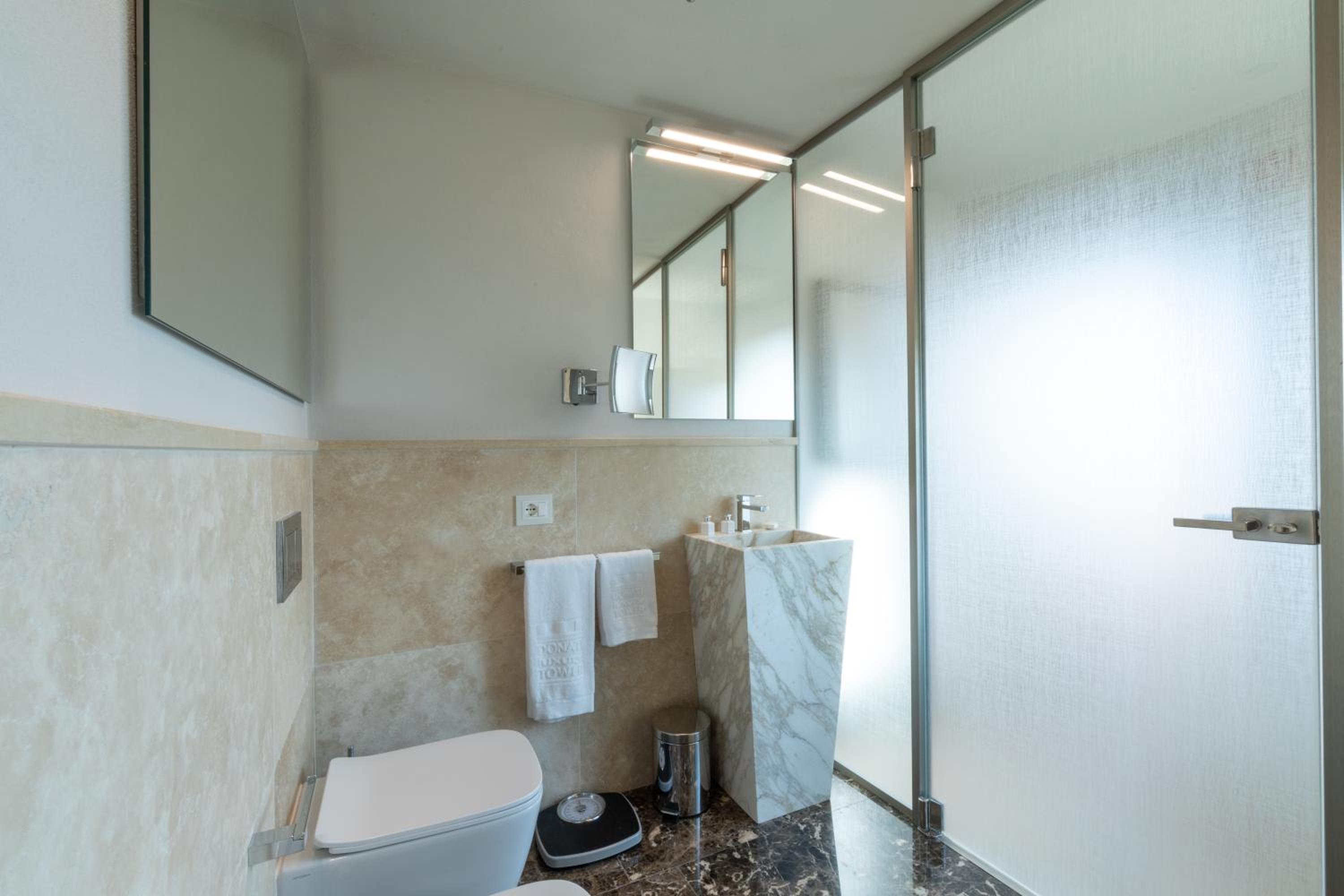 Lorenzo il Magnifico - Deluxe Suite Duomo View with Spa Bath