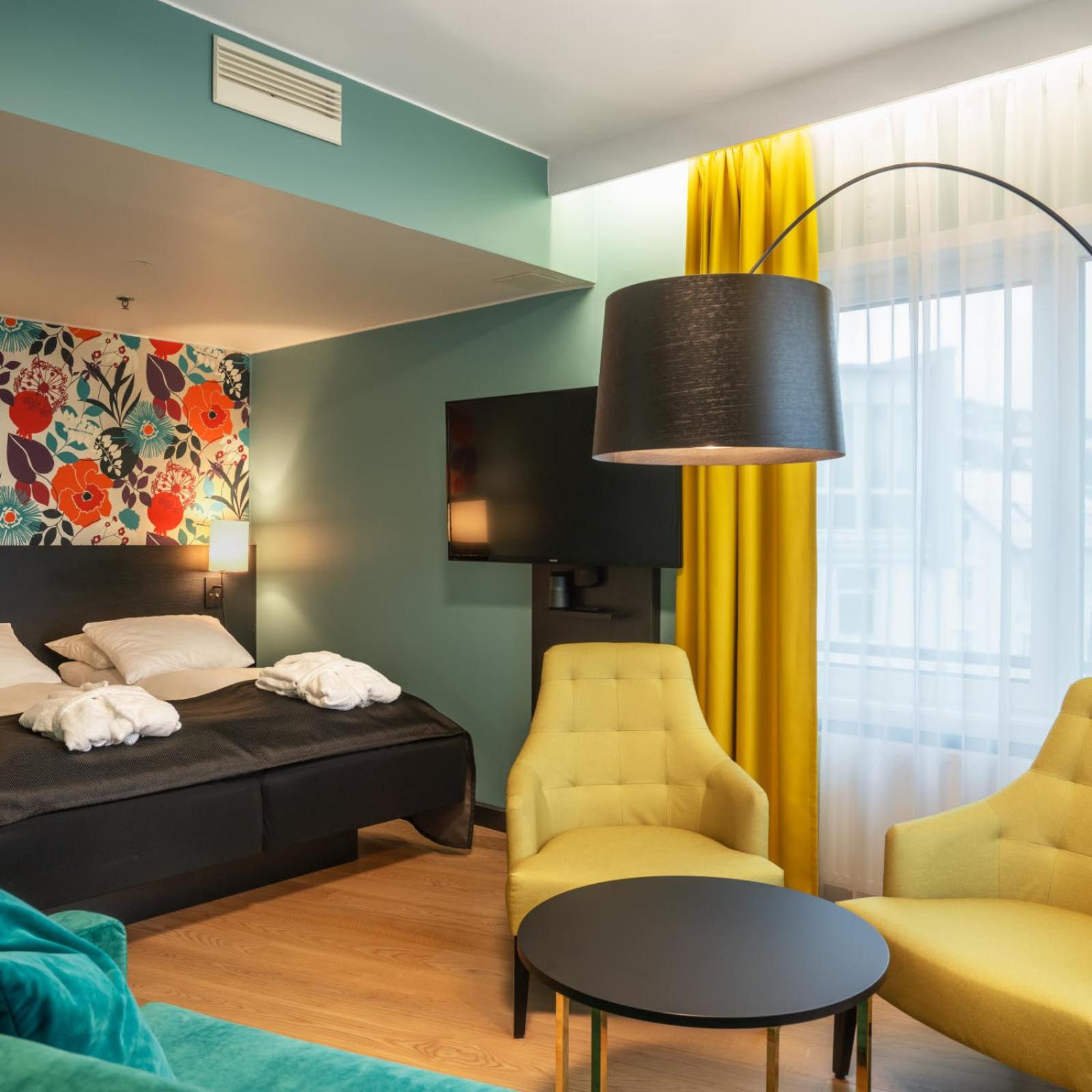 Business Double or Twin Room - Photo 7