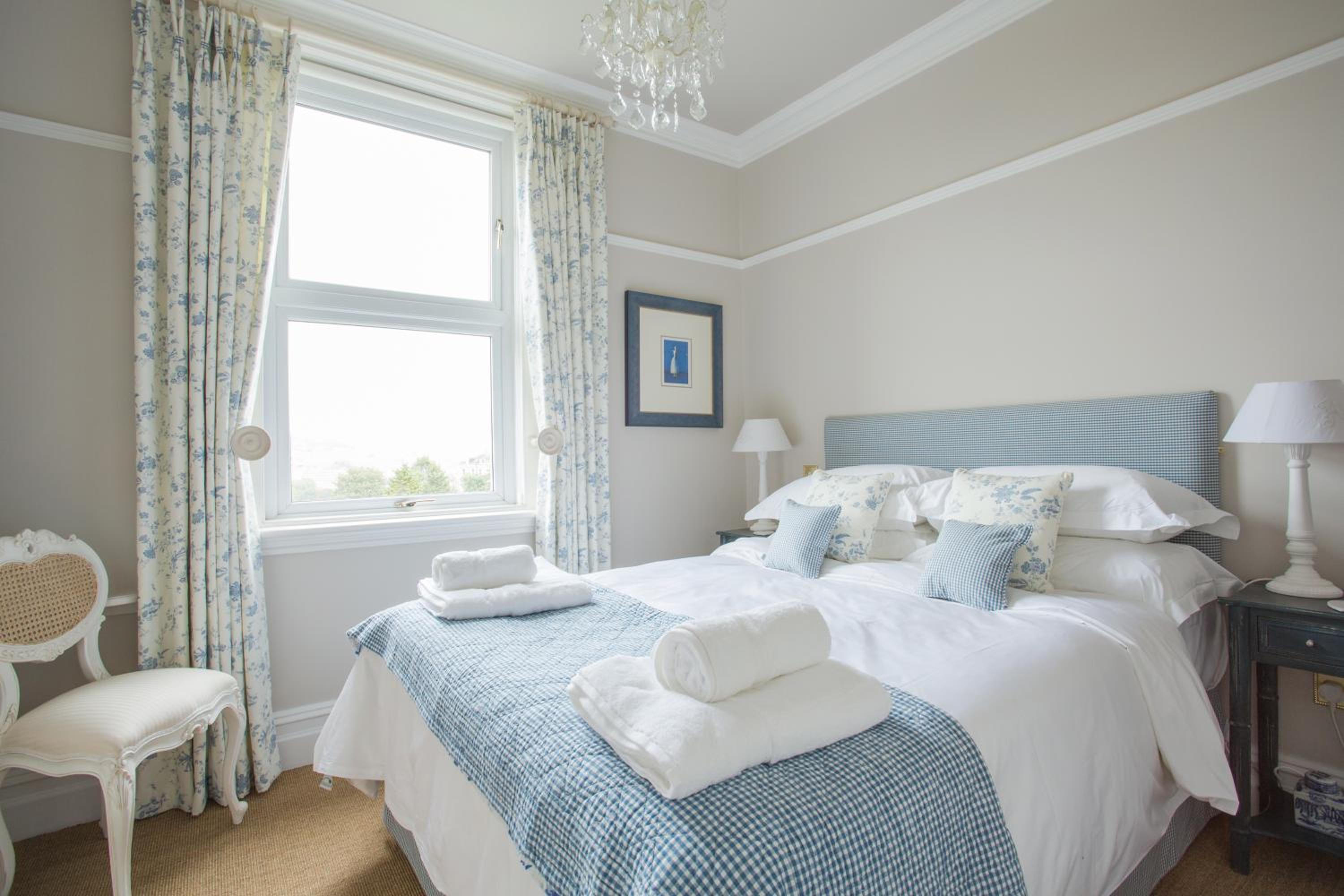 Classic King Room photo 2