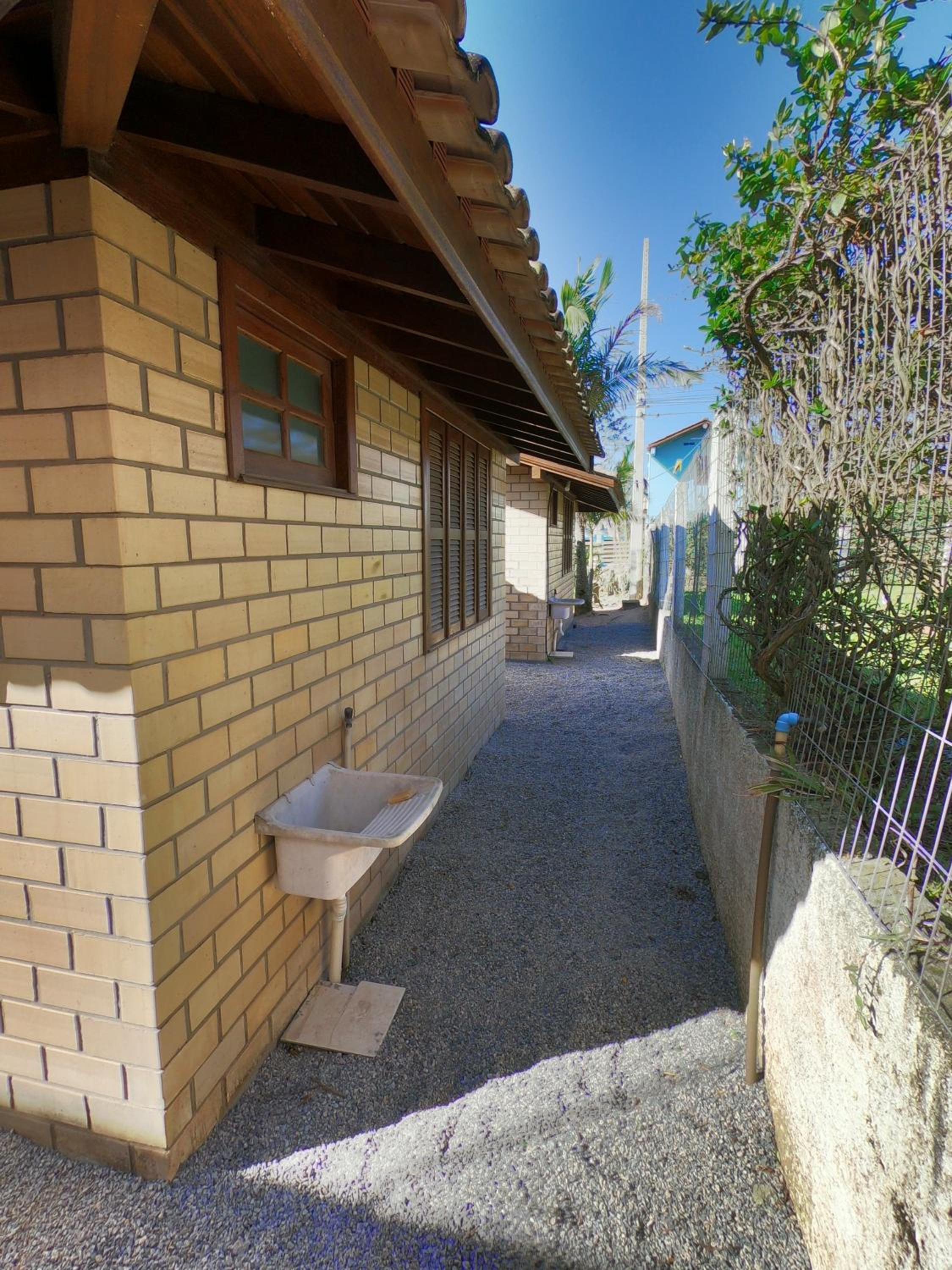 Holiday Home - 2 photo 3