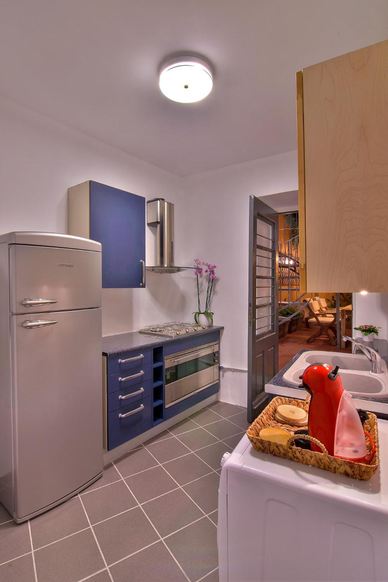 Three-Bedroom House photo 3
