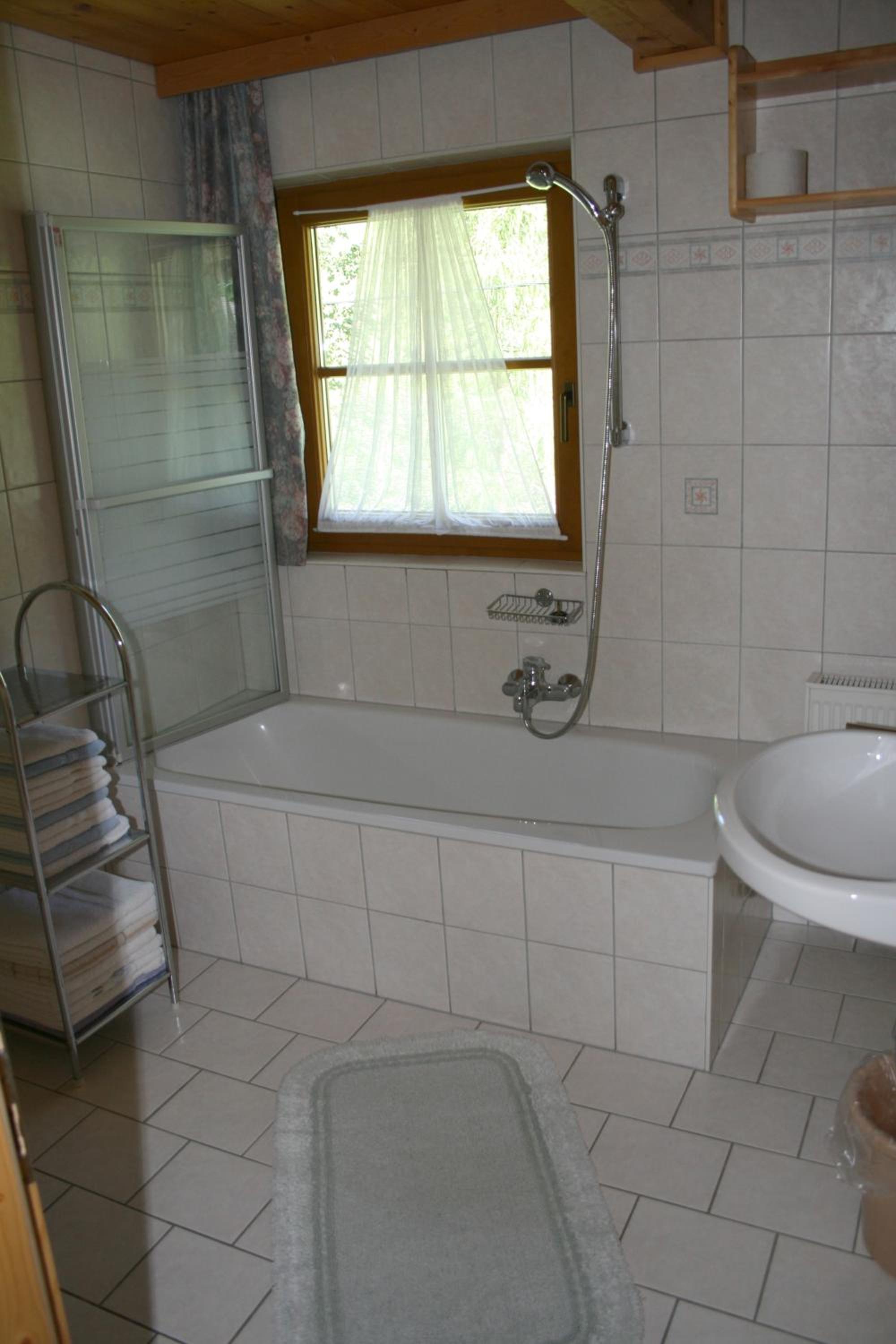 Three-Bedroom Apartment photo 2