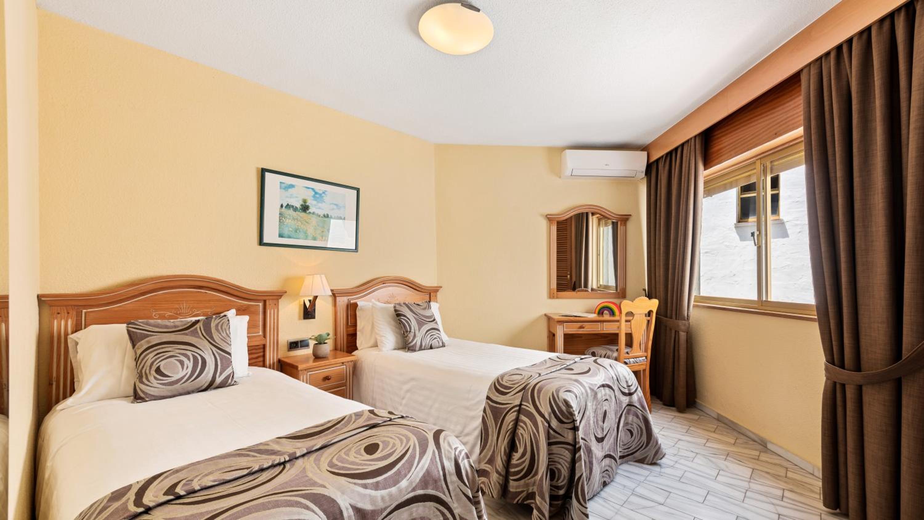 Superior Extra Two-Bedroom with Sea View and Terrace photo 2