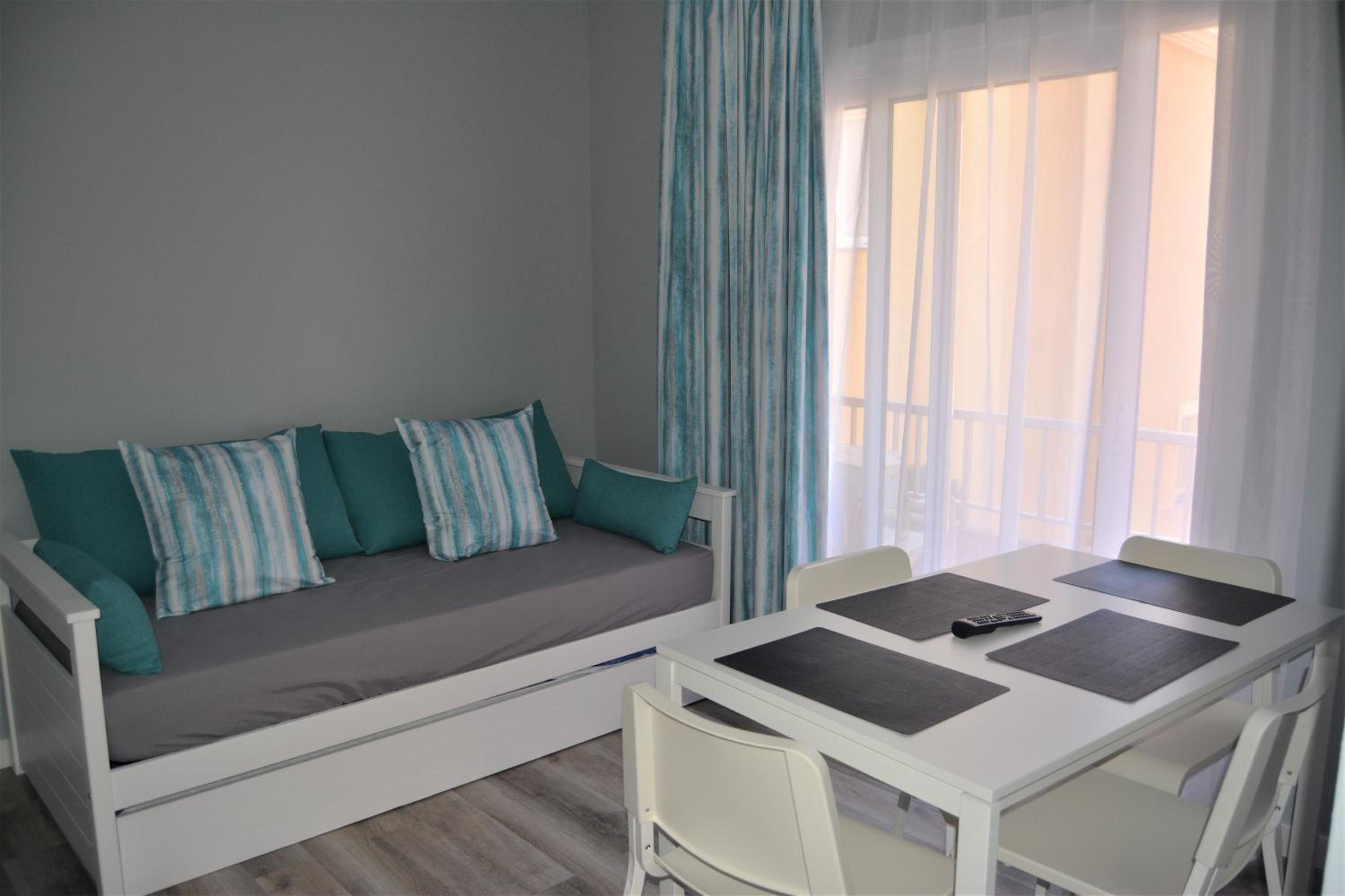 Deluxe Apartment - Photo 2