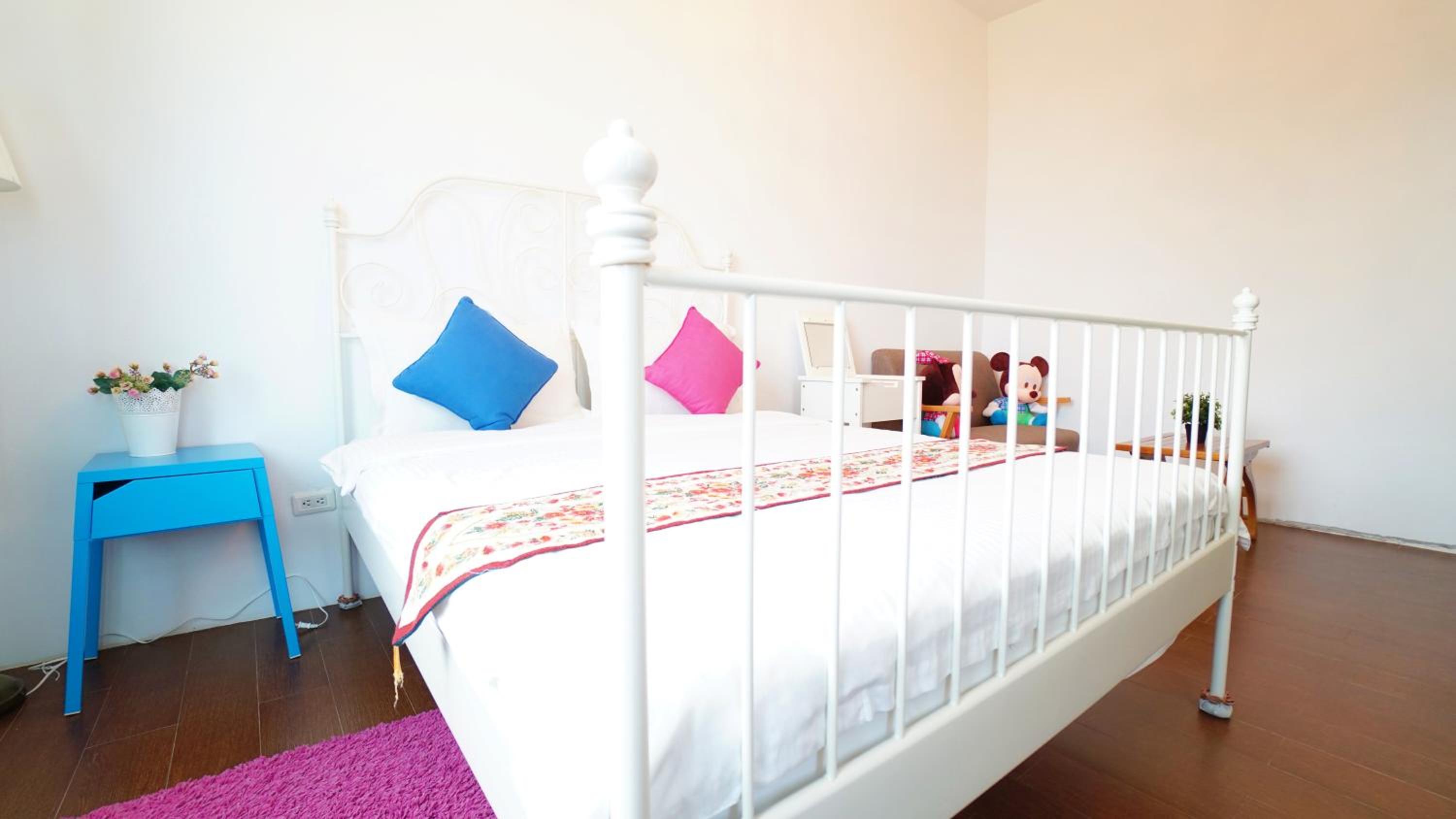 Double Room with Shared Bathroom