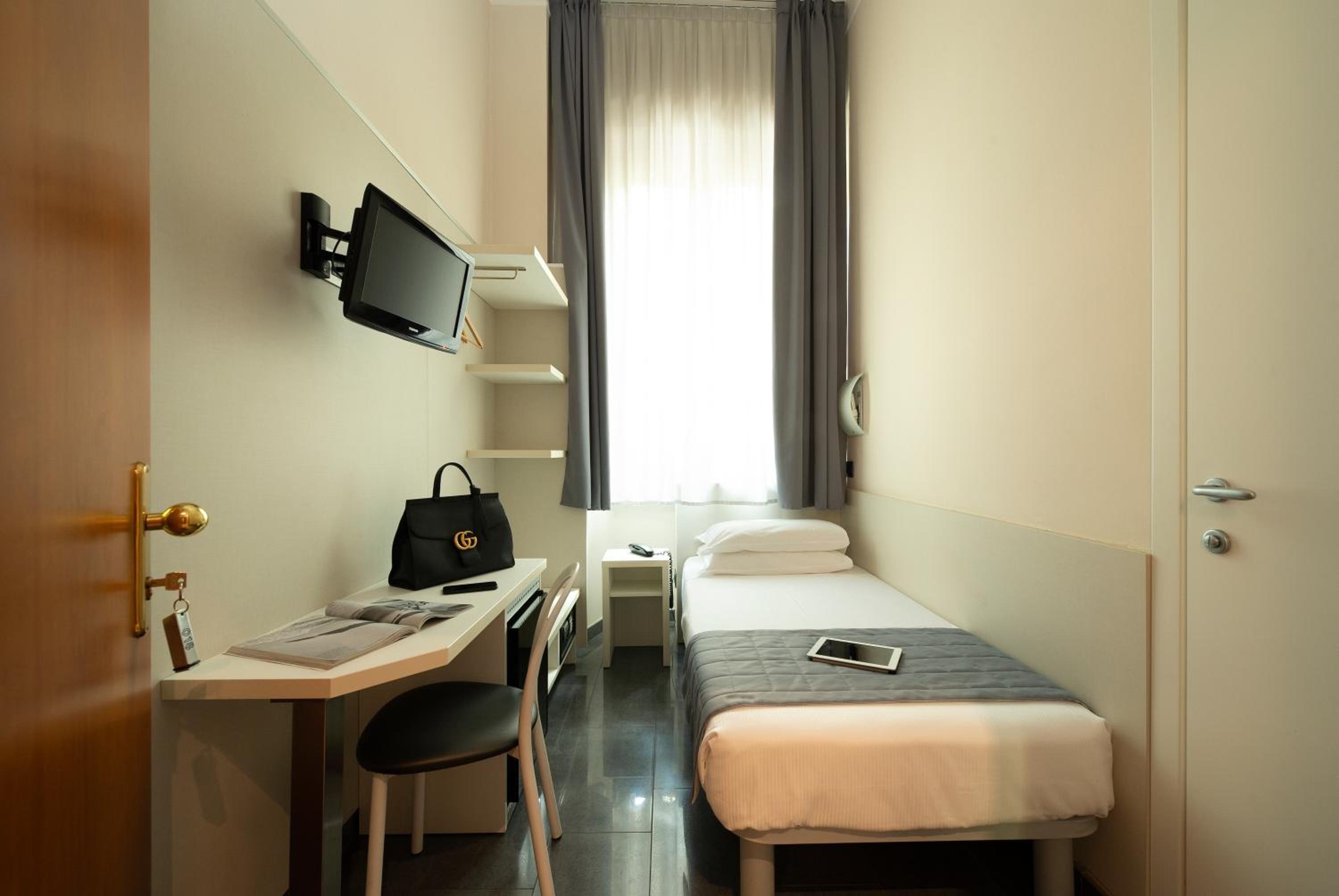Economy Single Room