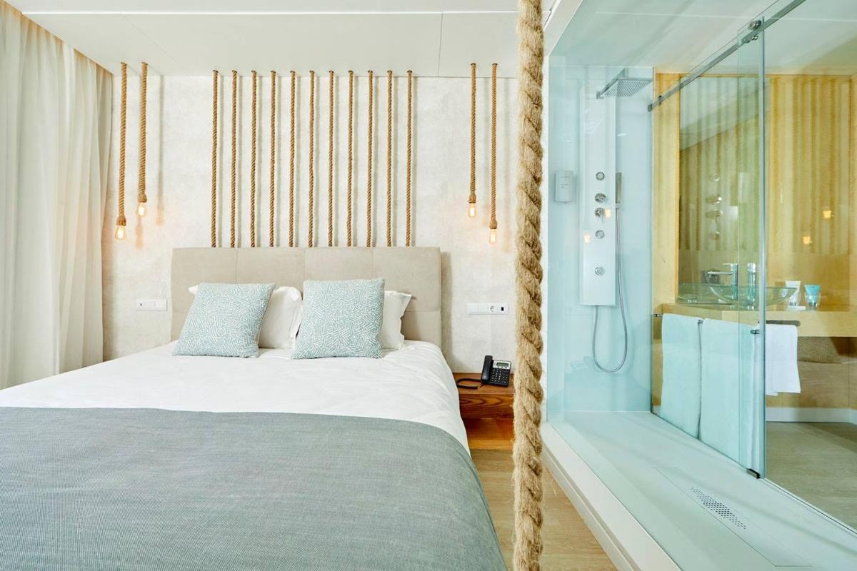 One-Bedroom Apartment - Photo 4